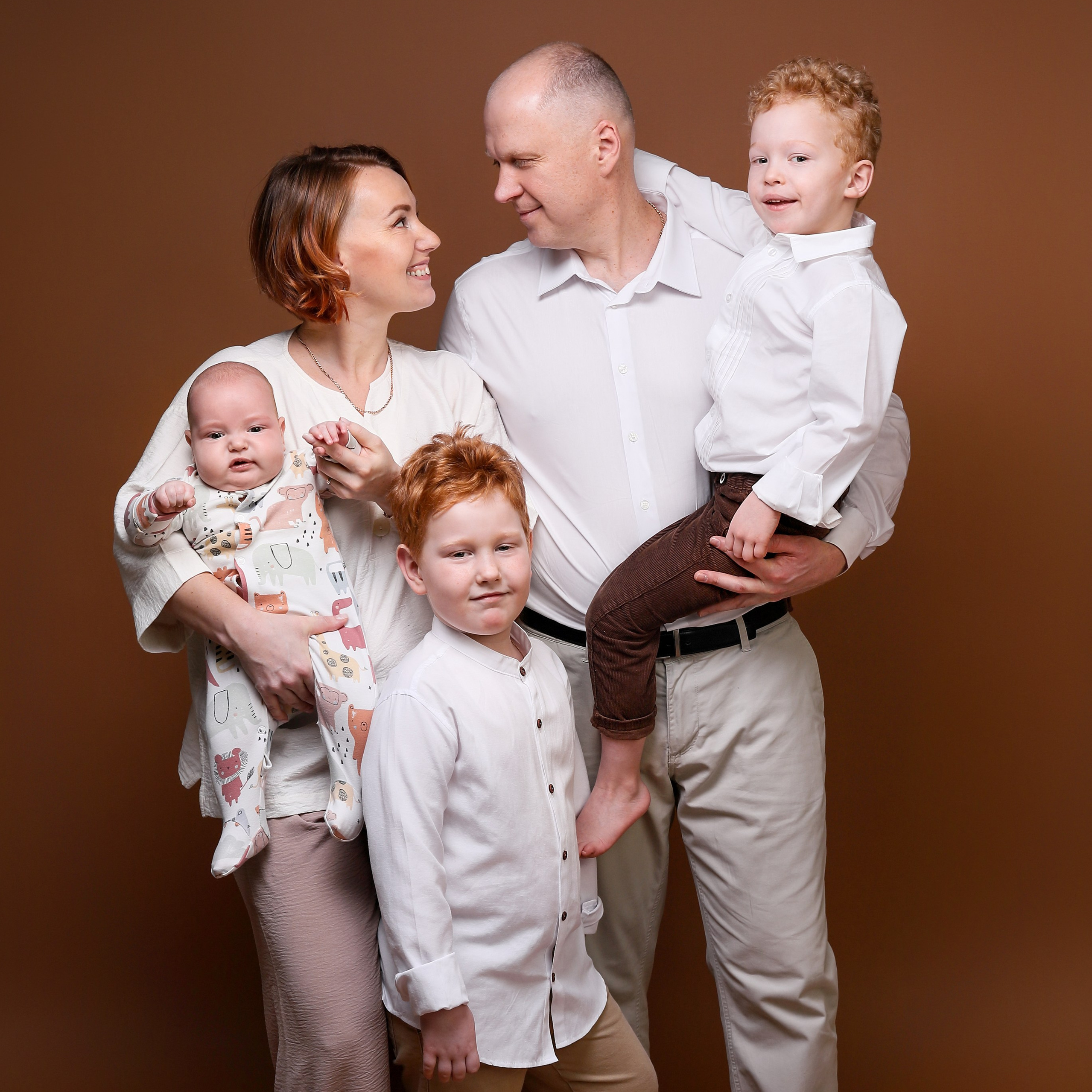 Интерьерная фотостудия в Видном МО Семейные фотосессии