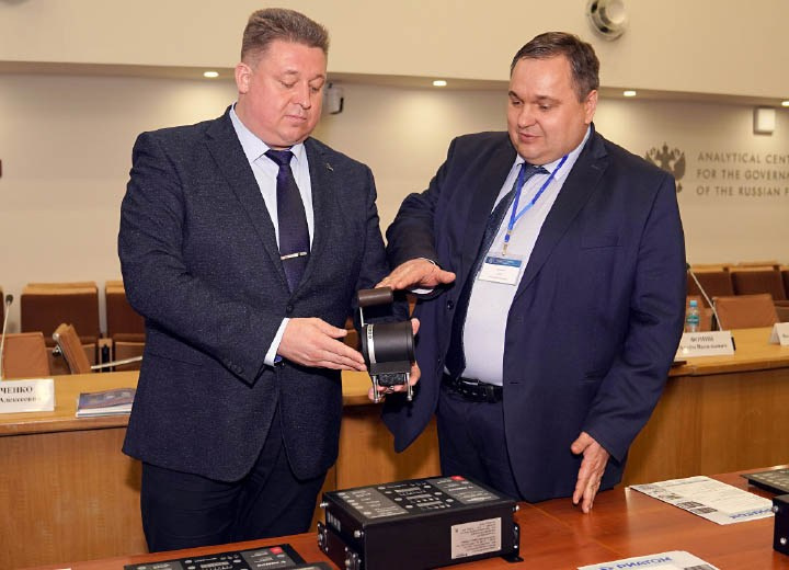 30 ЛЕТ СОЗДАЕМ ТЕХНИКУ ДЛЯ ФЛОТА. RIATOM Instrument-Making Plant