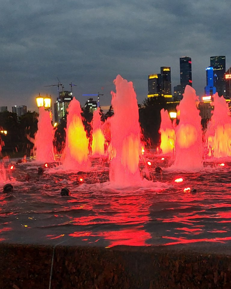 Татьяна Барлас  - аттестованный экскурсовод по Москве. П&П — Полезное с Приятным. Фотоэкскурсии — Москва на память. Экскурсовод и фотограф в Москве. Увези столицу в своём альбоме!