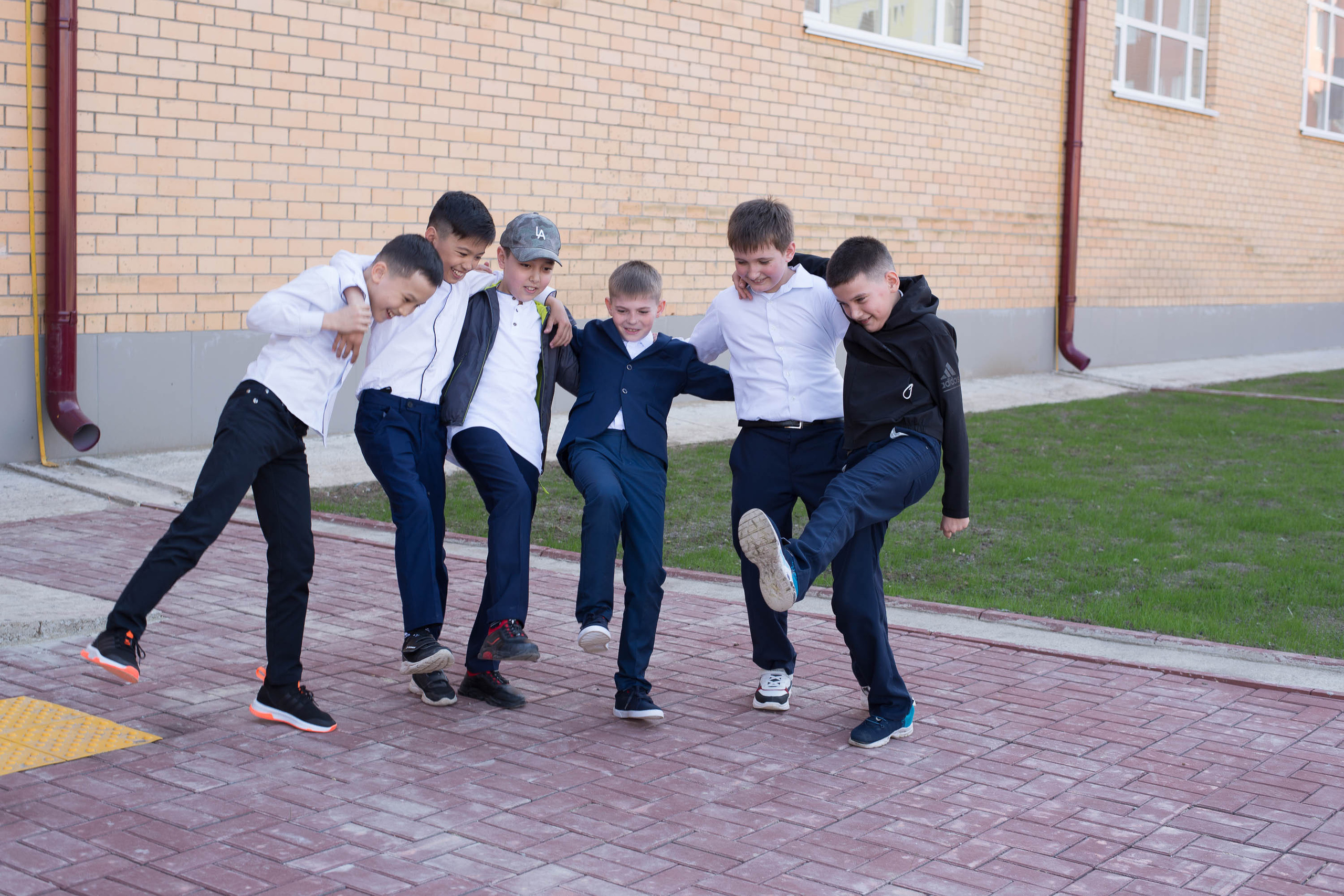 Фотосессия "Один день в начальной школе". Детский и школьный фотограф в Костанае Рабига Сейткенова