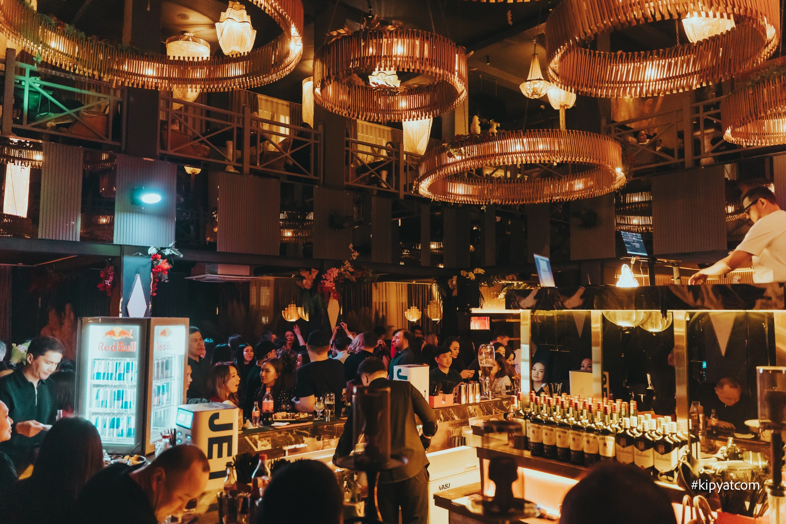 Панаехали на Туране. Астана Кипятком