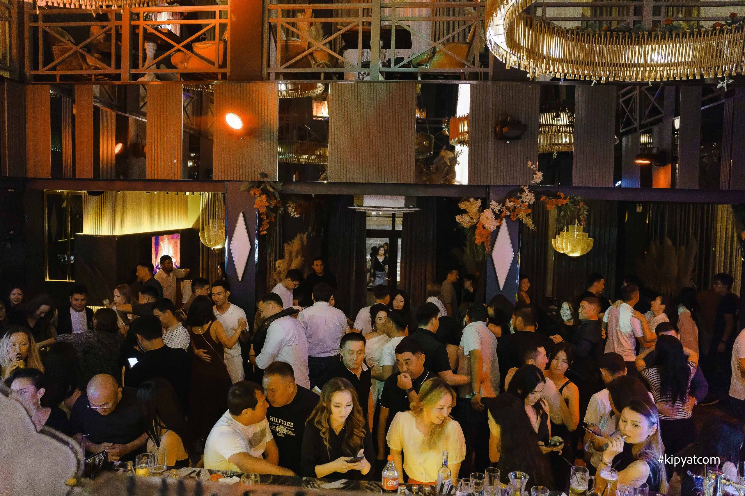 Панаехали на Туране. Астана Кипятком