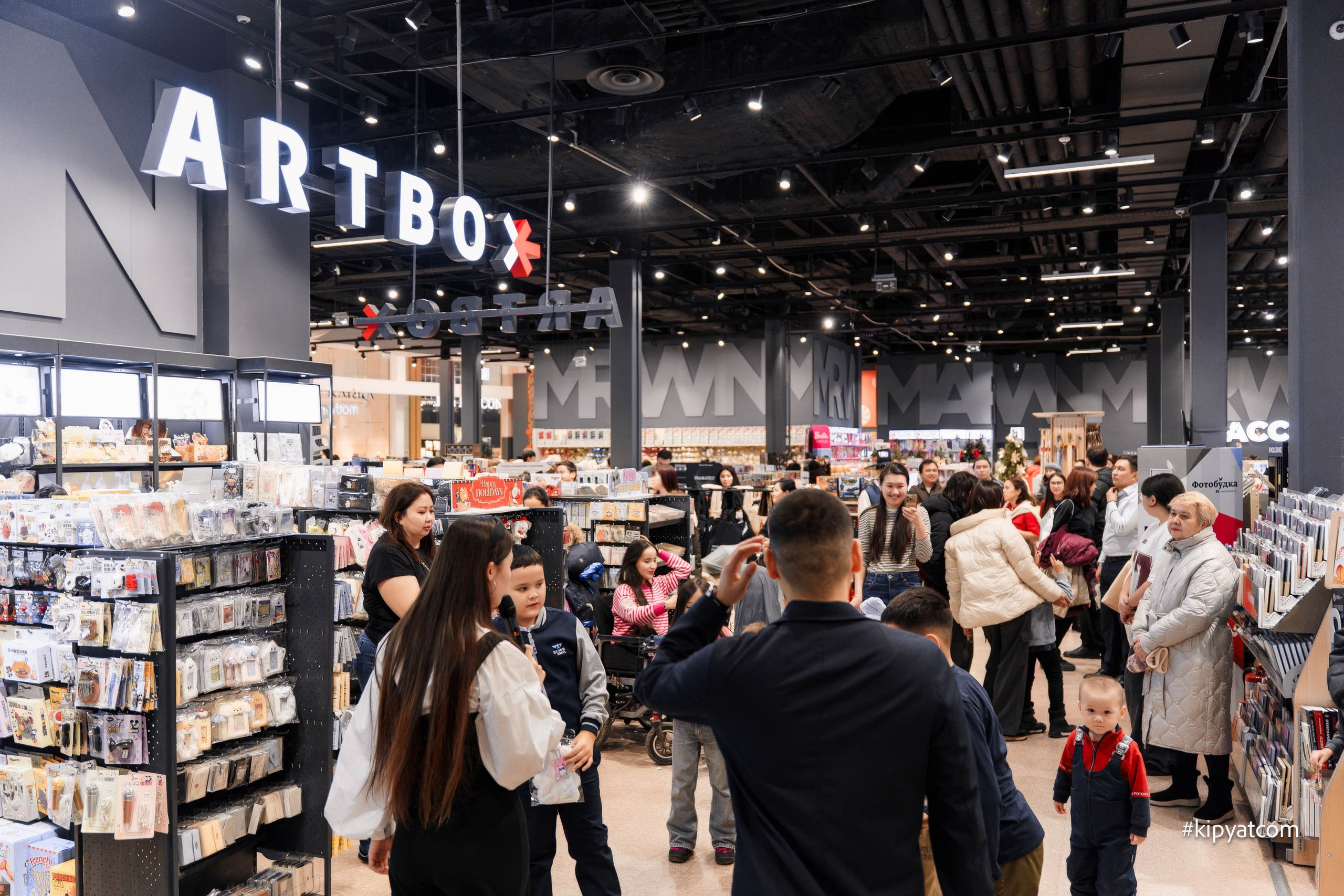 Открытие Artbox в Marwin Mega Silkway. Астана Кипятком