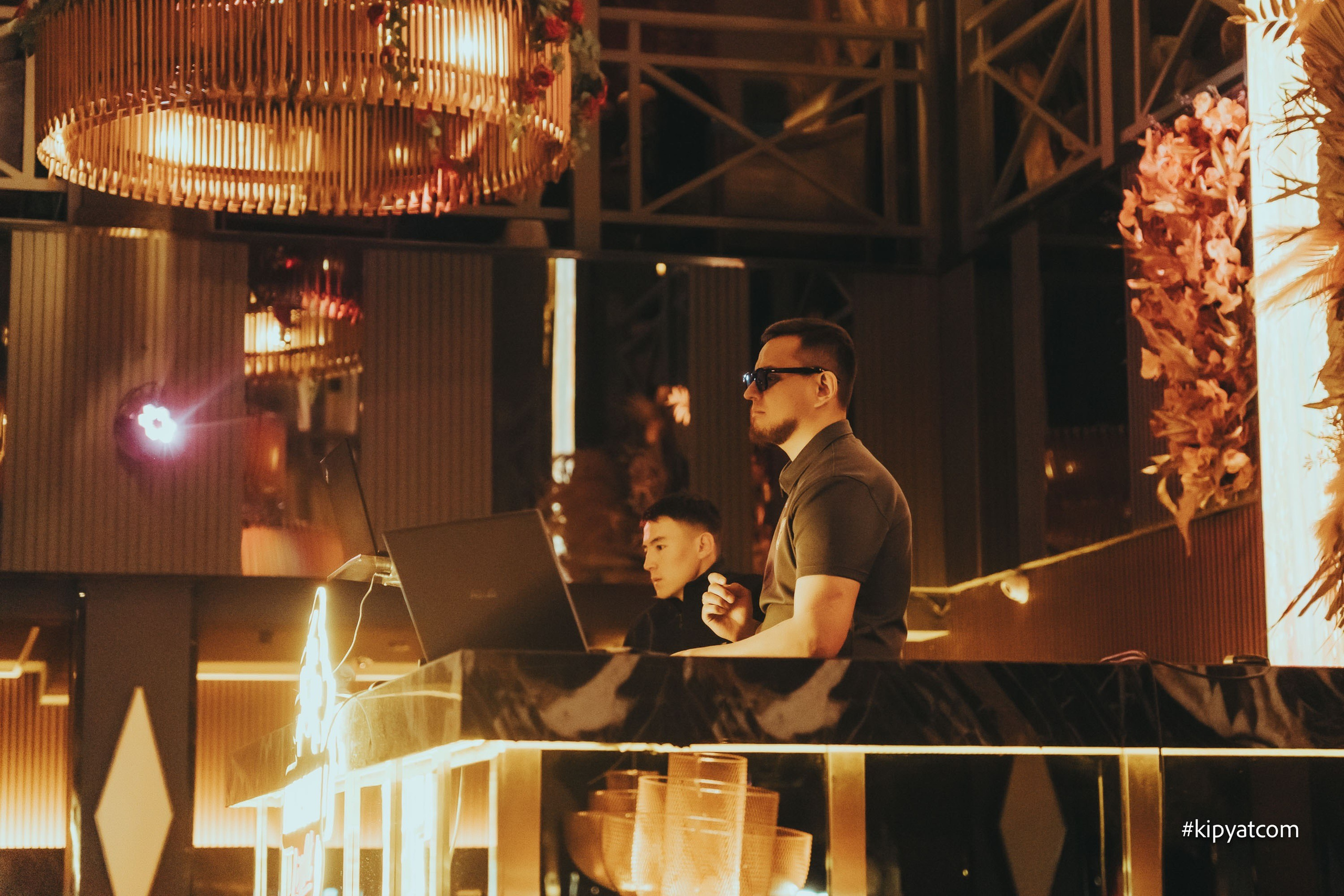 Панаехали на Туране. Астана Кипятком