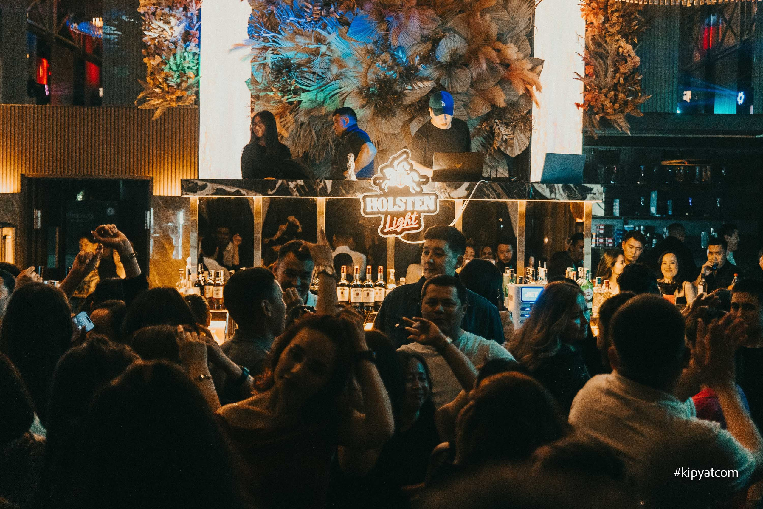 Панаехали на Туране. Астана Кипятком