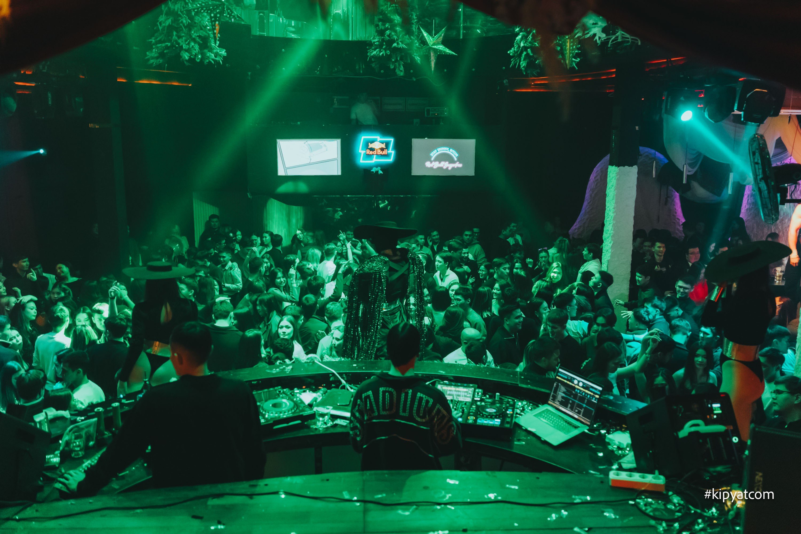 IVI. Астана Кипятком