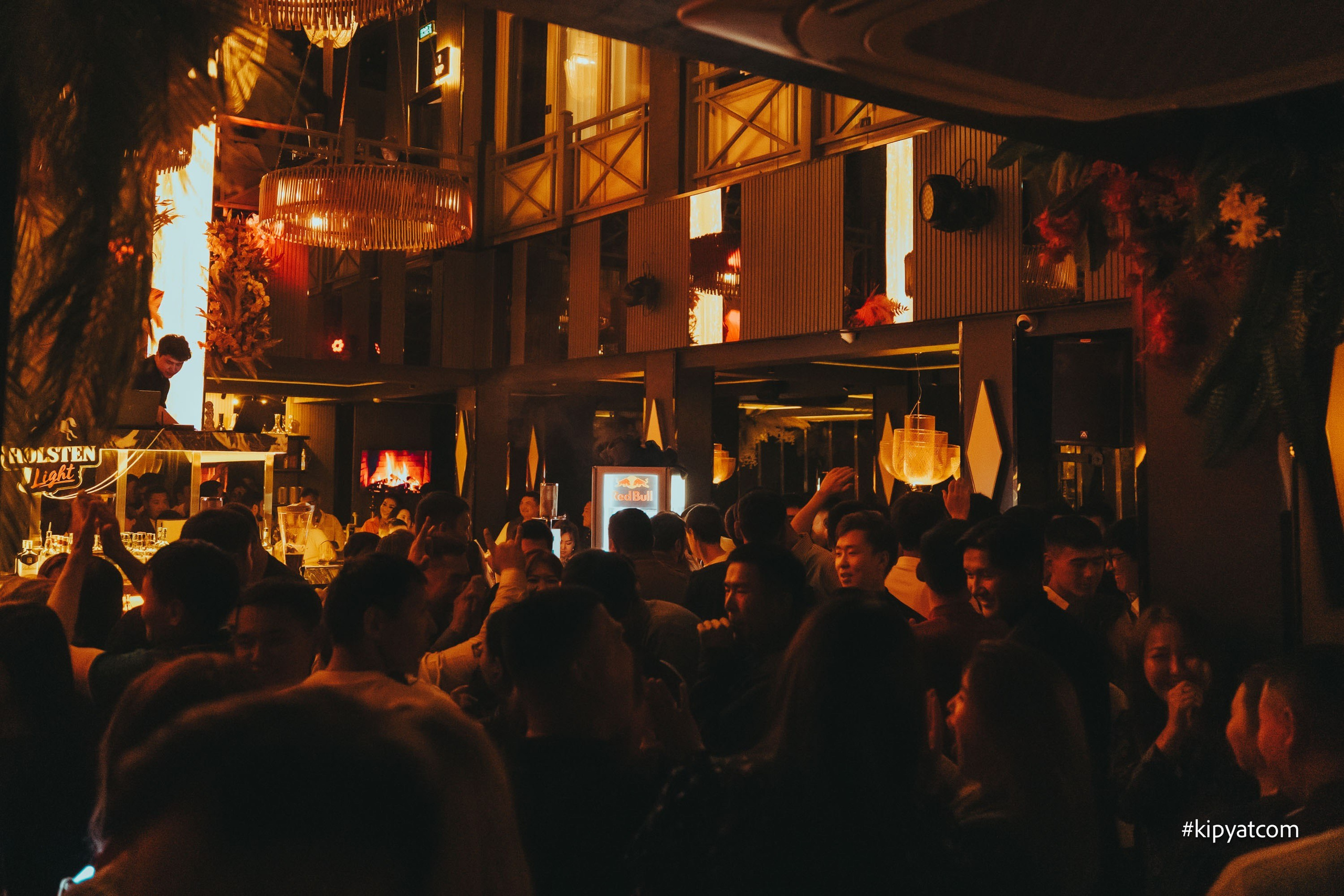 Панаехали на Туране. Астана Кипятком