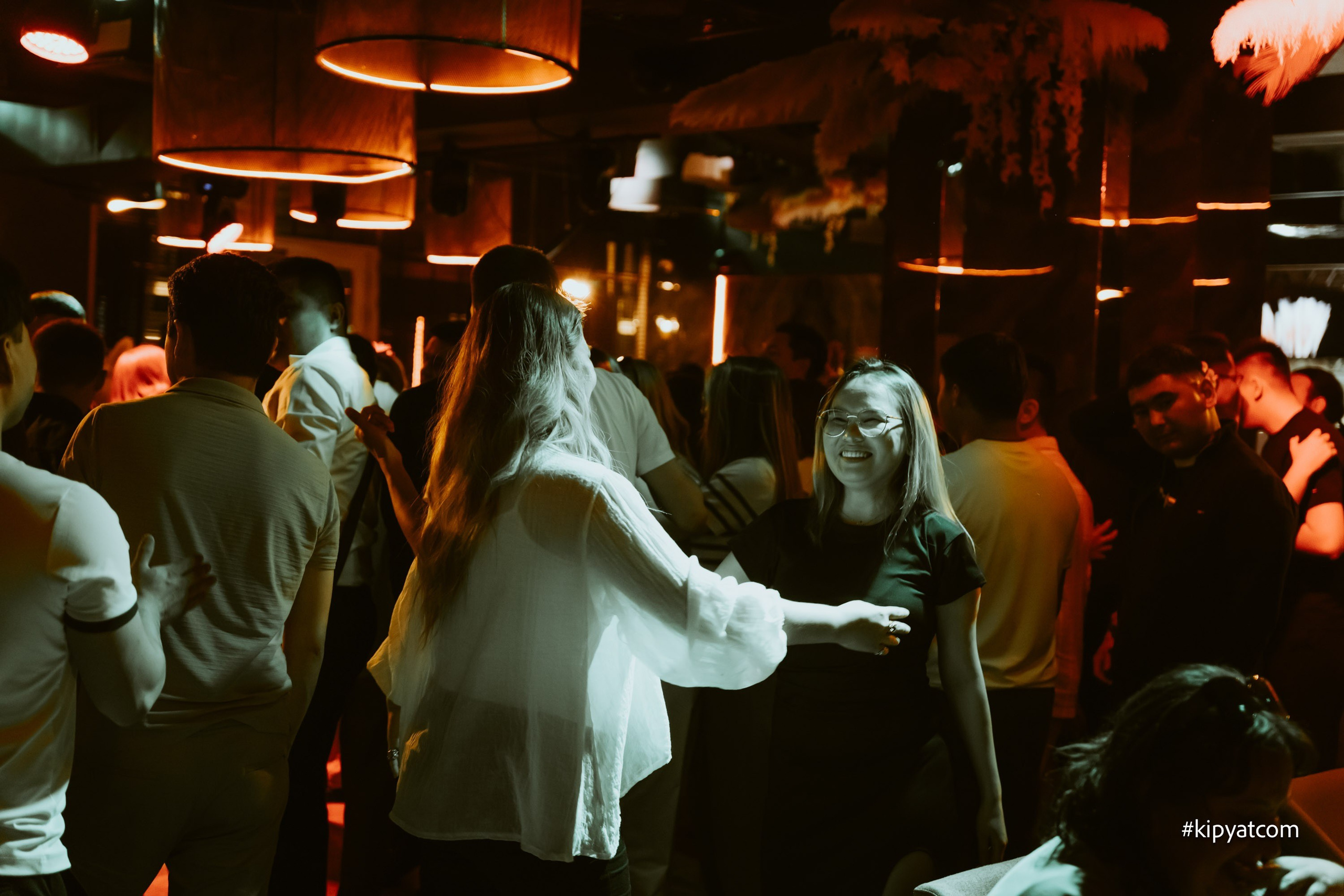 Панаехали бц Москва. Астана Кипятком