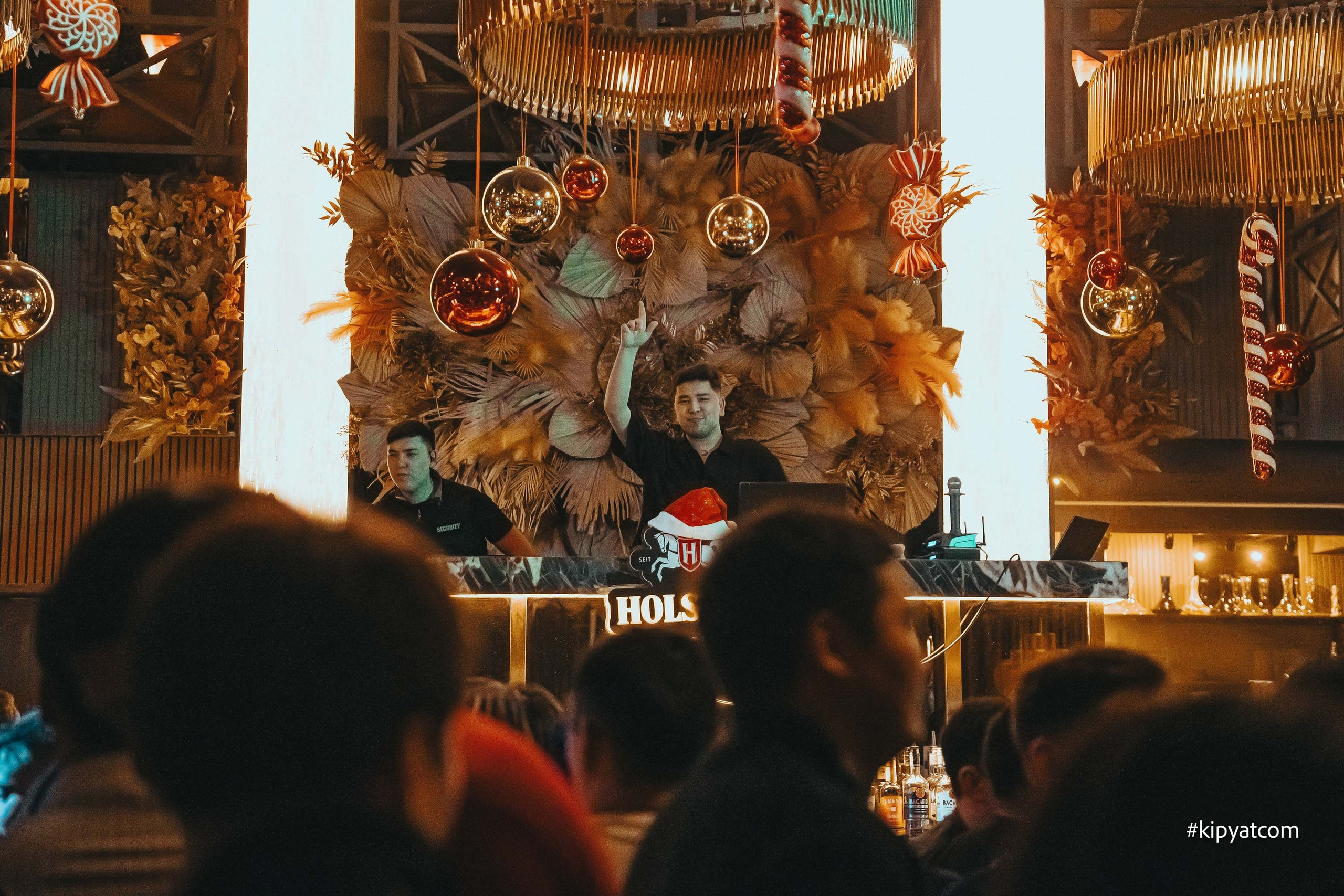 Панаехали на Туране. Астана Кипятком