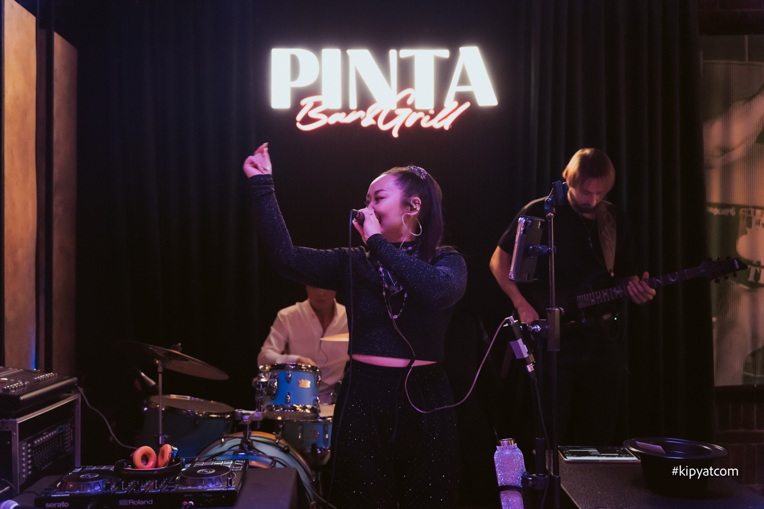 Pinta на Кабанбай Батыра 19/1. Астана Кипятком