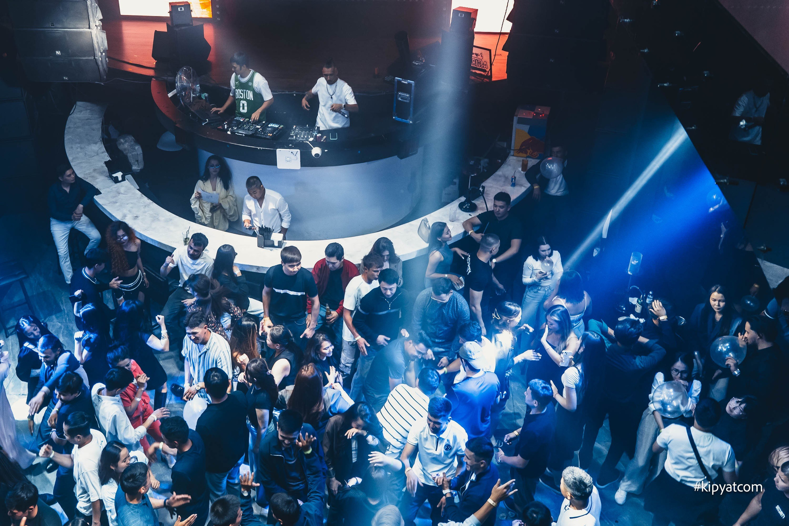 IVI. Астана Кипятком