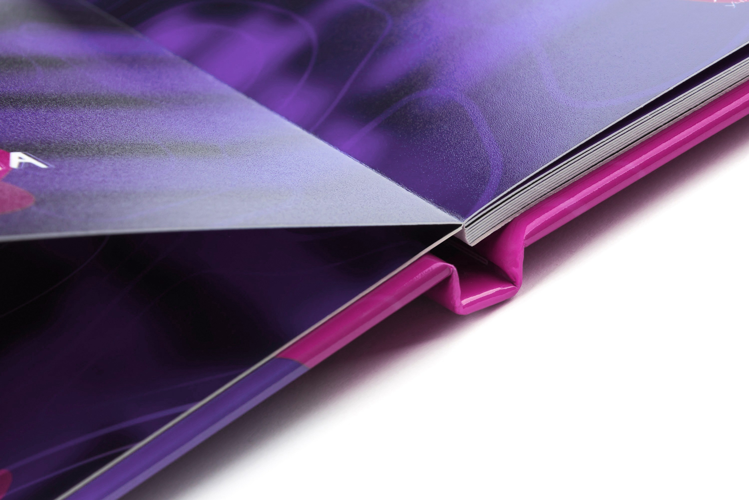 Выпускные альбомы с оживающими фотографиями. Фотограф и видеограф Москва. Свадебный фотограф, видеограф. Выпускные альбомы. Оживающие альбомы