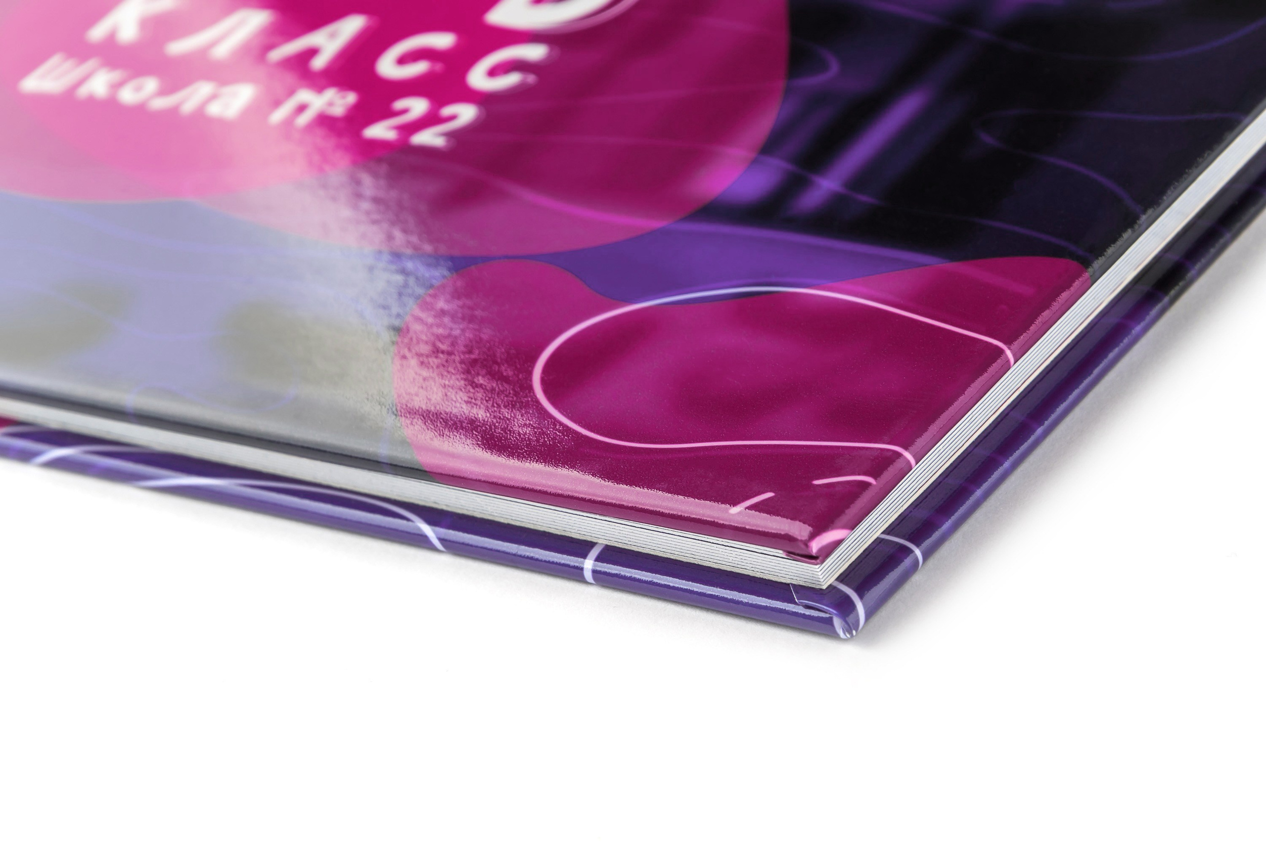 Выпускные альбомы с оживающими фотографиями. Фотограф и видеограф Москва. Свадебный фотограф, видеограф. Выпускные альбомы. Оживающие альбомы