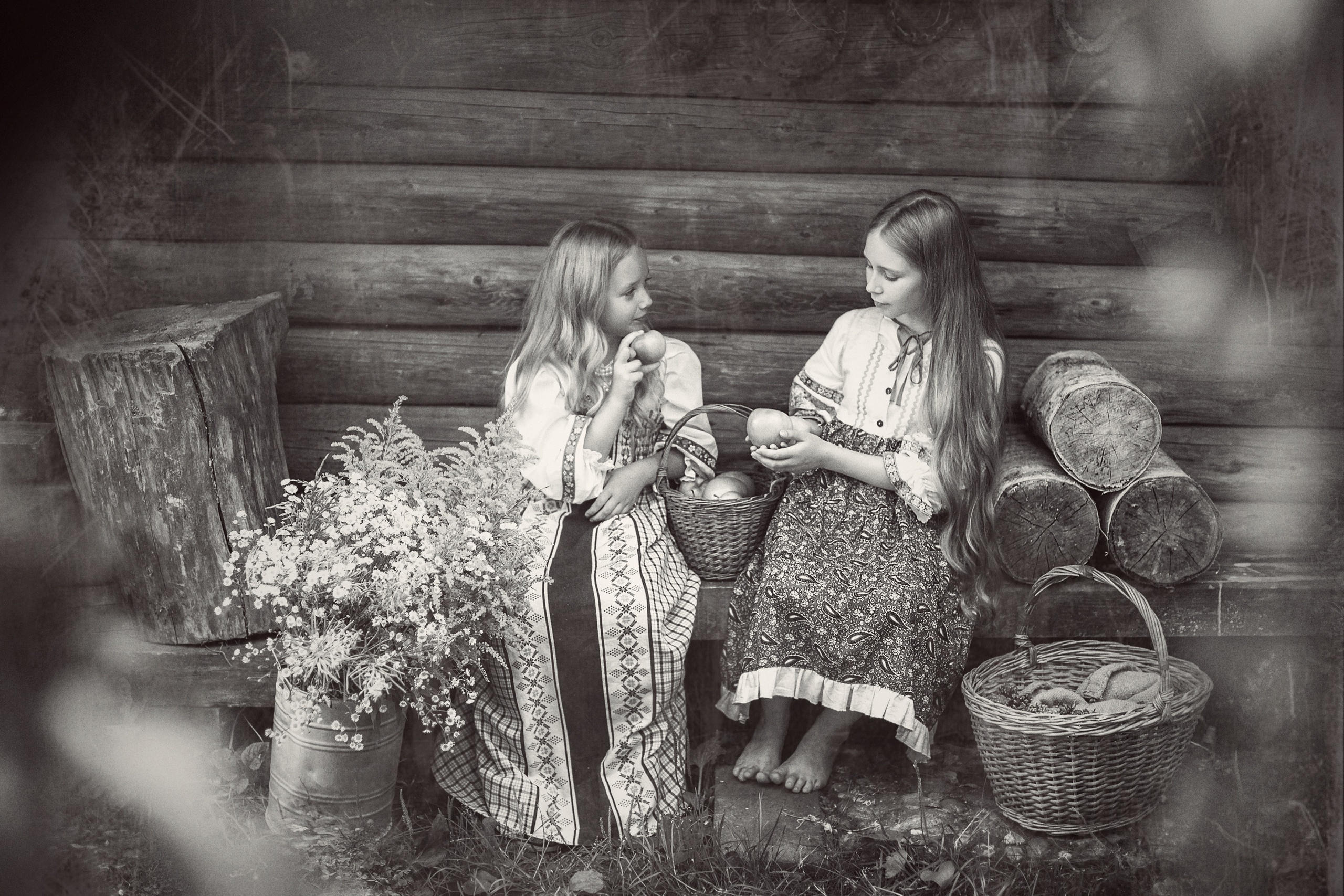 Семейная фотосессия, фотосессия в деревне, деревенский дом, чаепитие. Профессиональный фотограф, фотохудожник, видеограф из Москвы