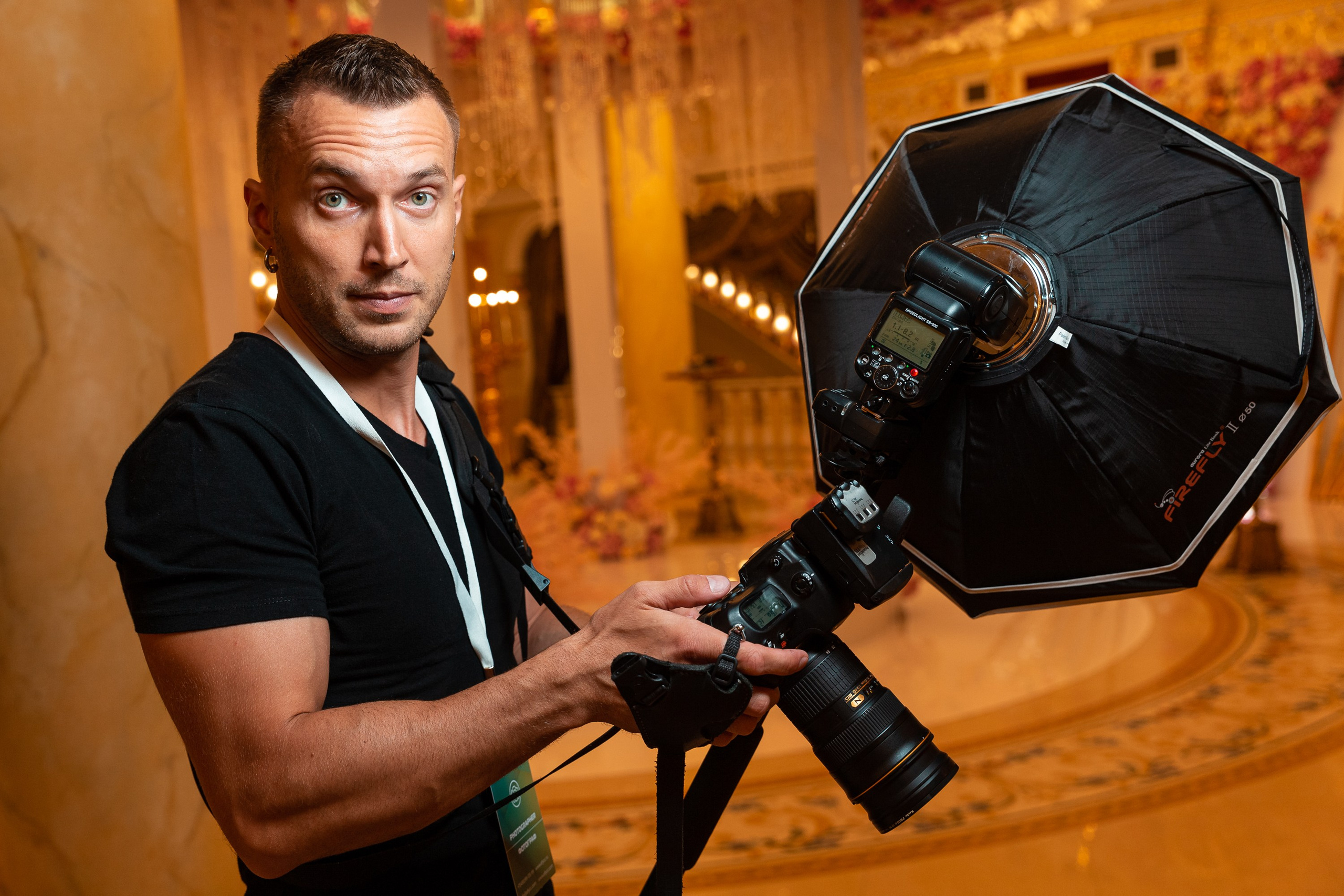 Контакты. Репортажный фотограф и видеограф Слава Думчев. Тимбилдинги, отчетники, корпоративы