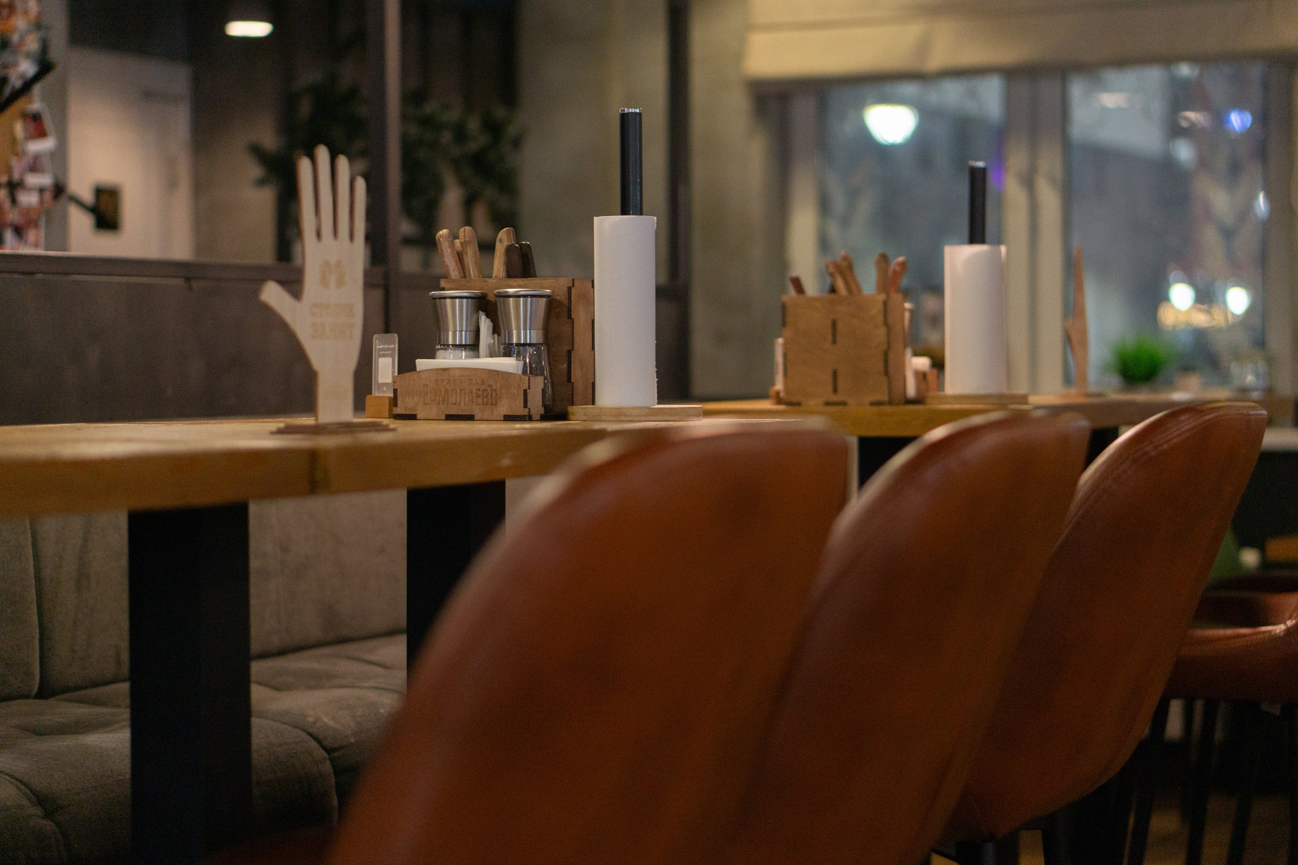 Вечер пятницы в Ермолаев. Начинающий фотограф-любитель Евгений Серебряков в Екатеринбурге