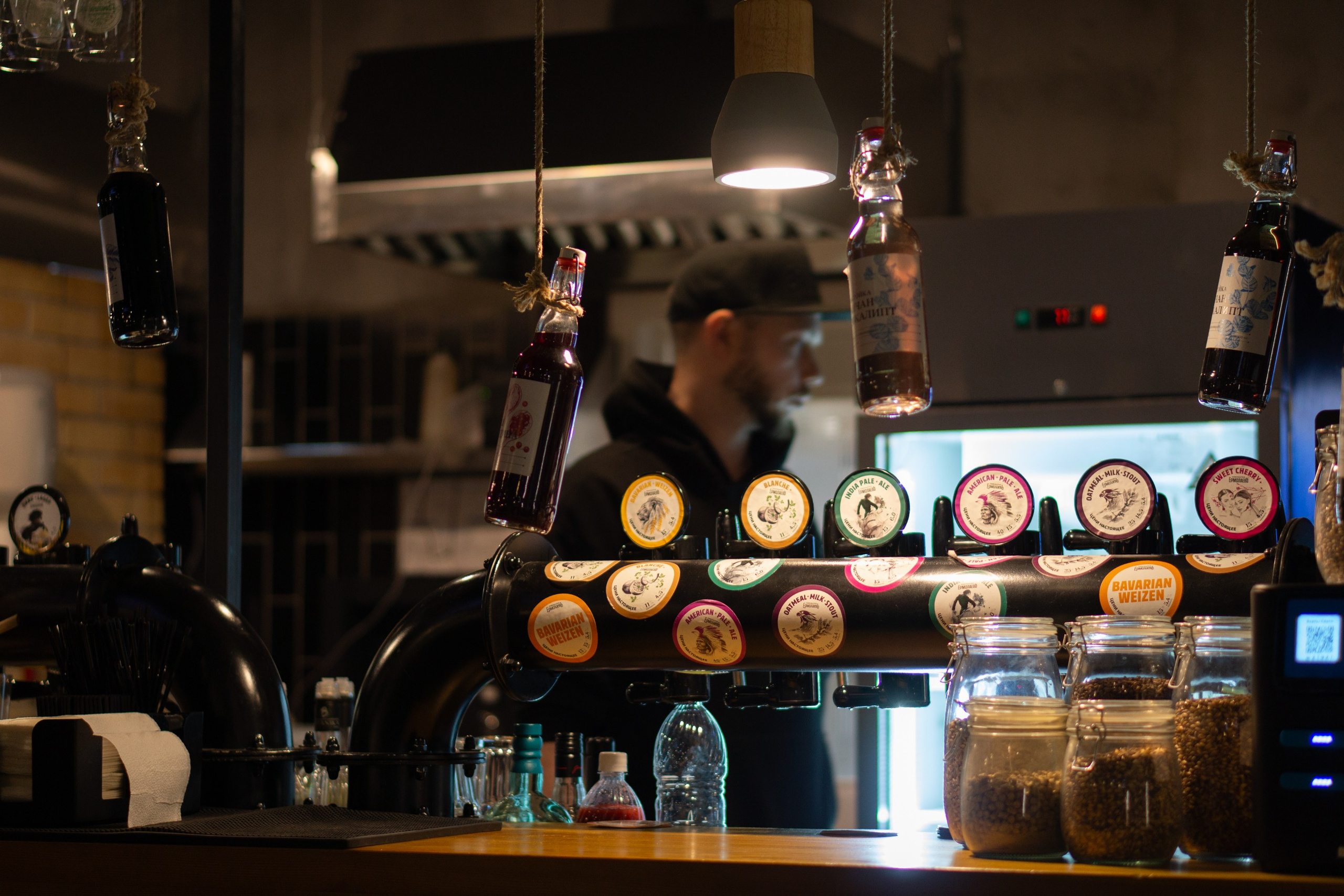 Вечер пятницы в Ермолаев. Начинающий фотограф-любитель Евгений Серебряков в Екатеринбурге