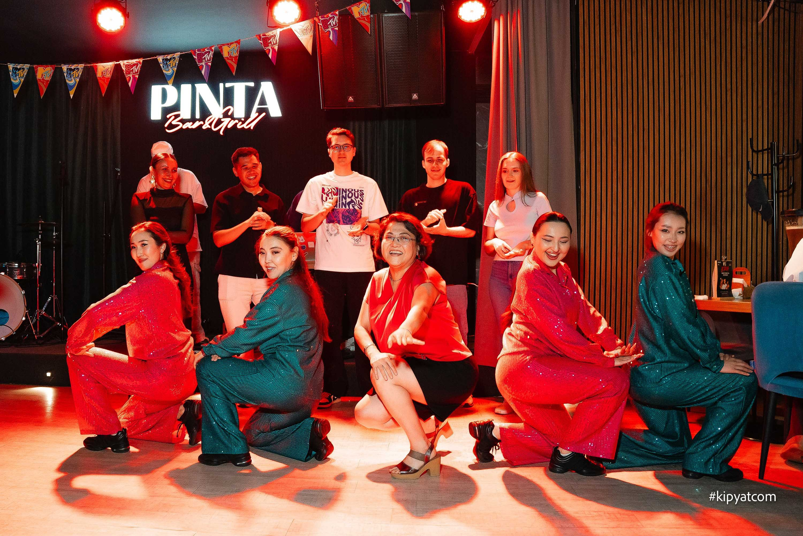 Pinta Ауезова 8. Астана Кипятком