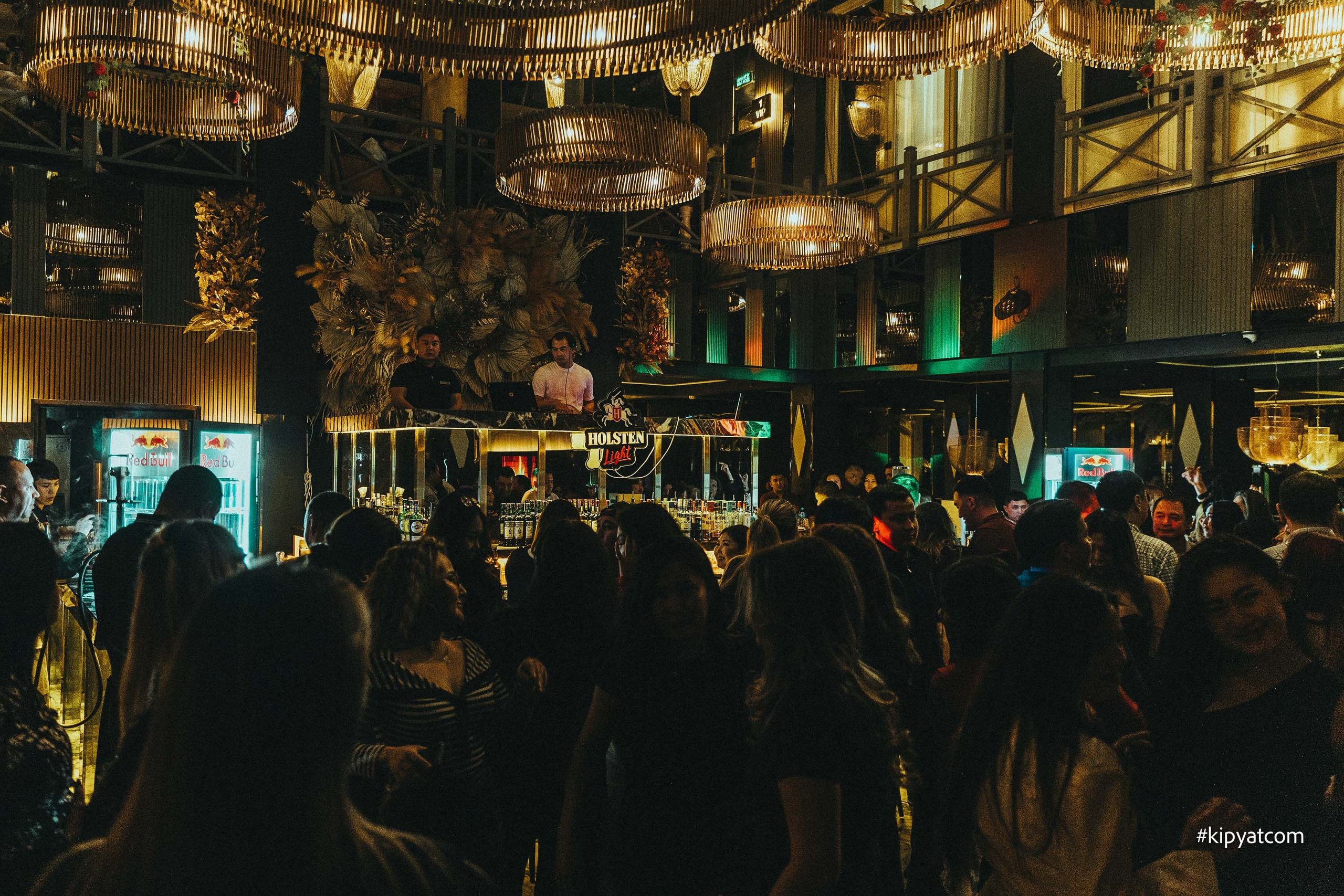 Панаехали на Туране. Астана Кипятком