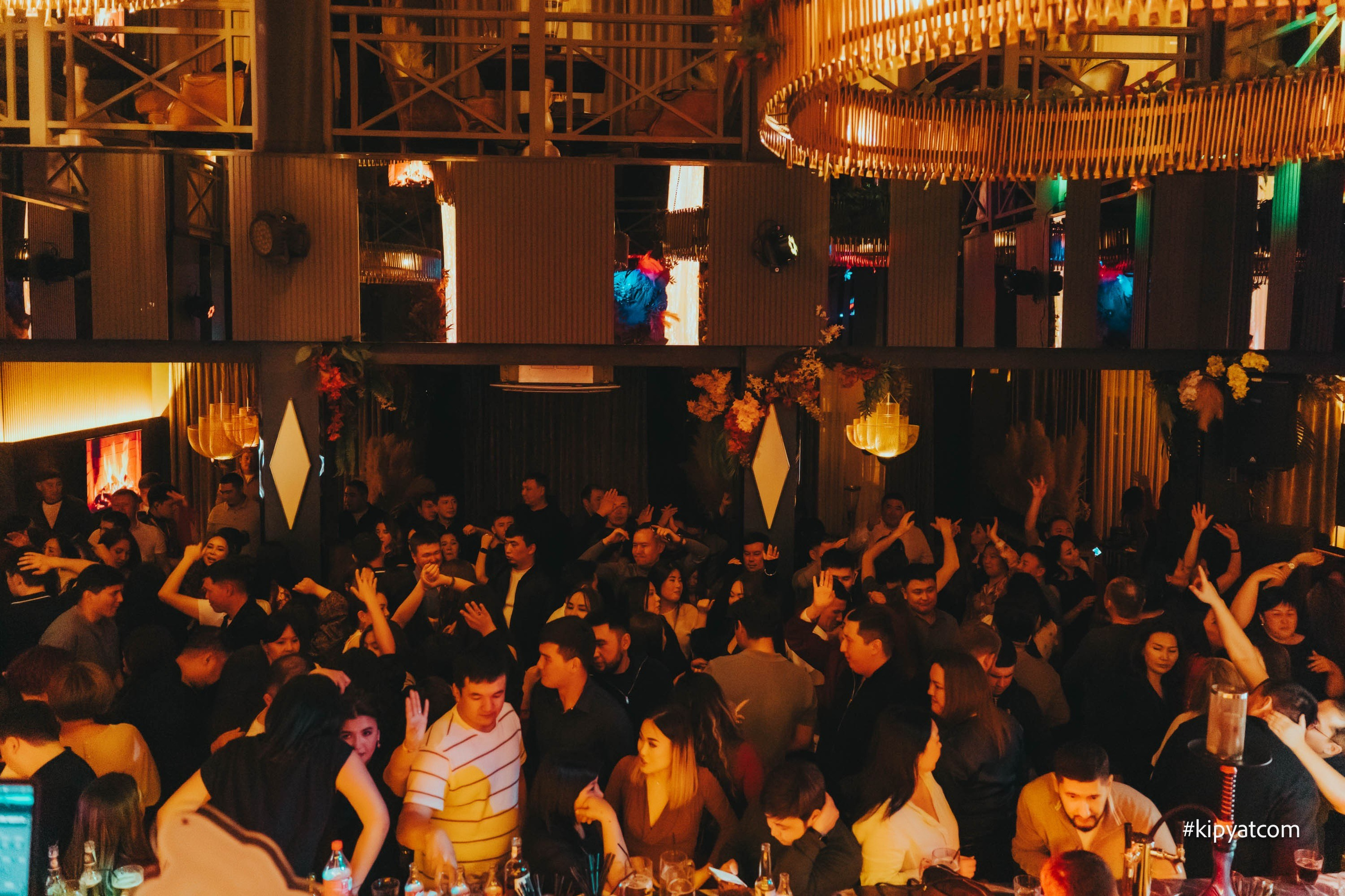 Панаехали на Туране. Астана Кипятком