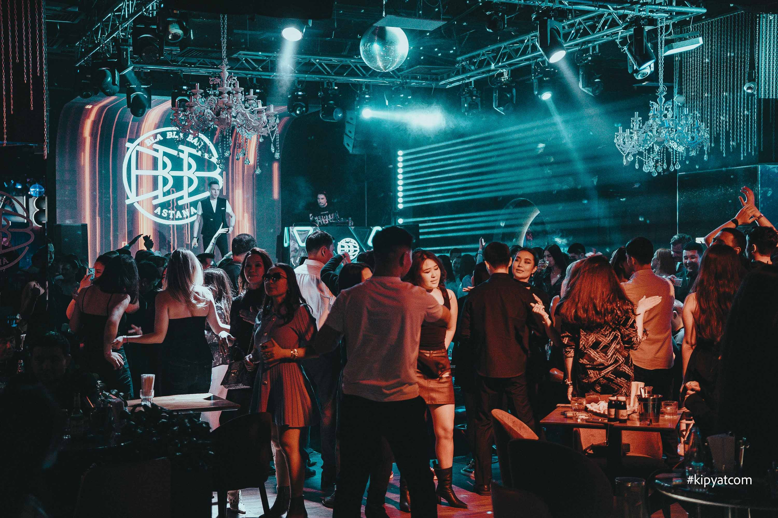 Bla Bla Bar. Астана Кипятком