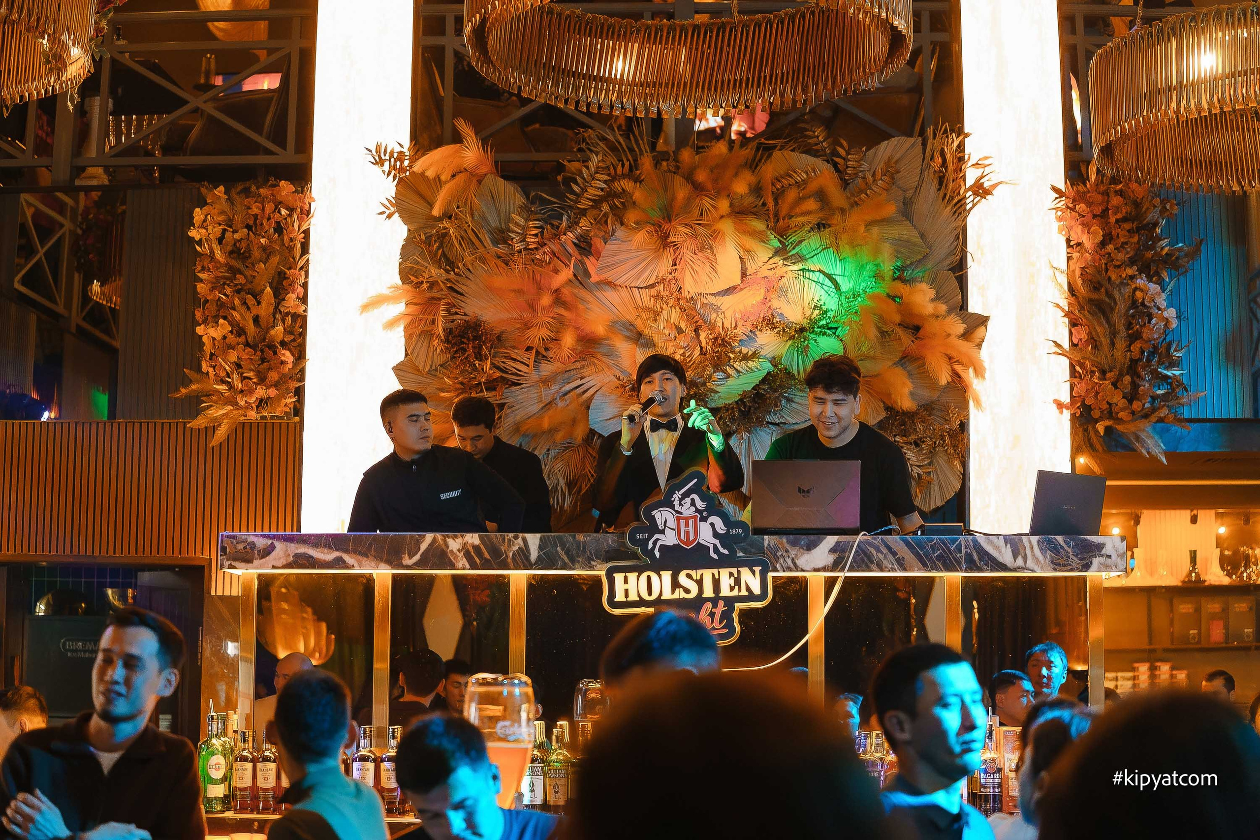 Панаехали на Туране. Астана Кипятком