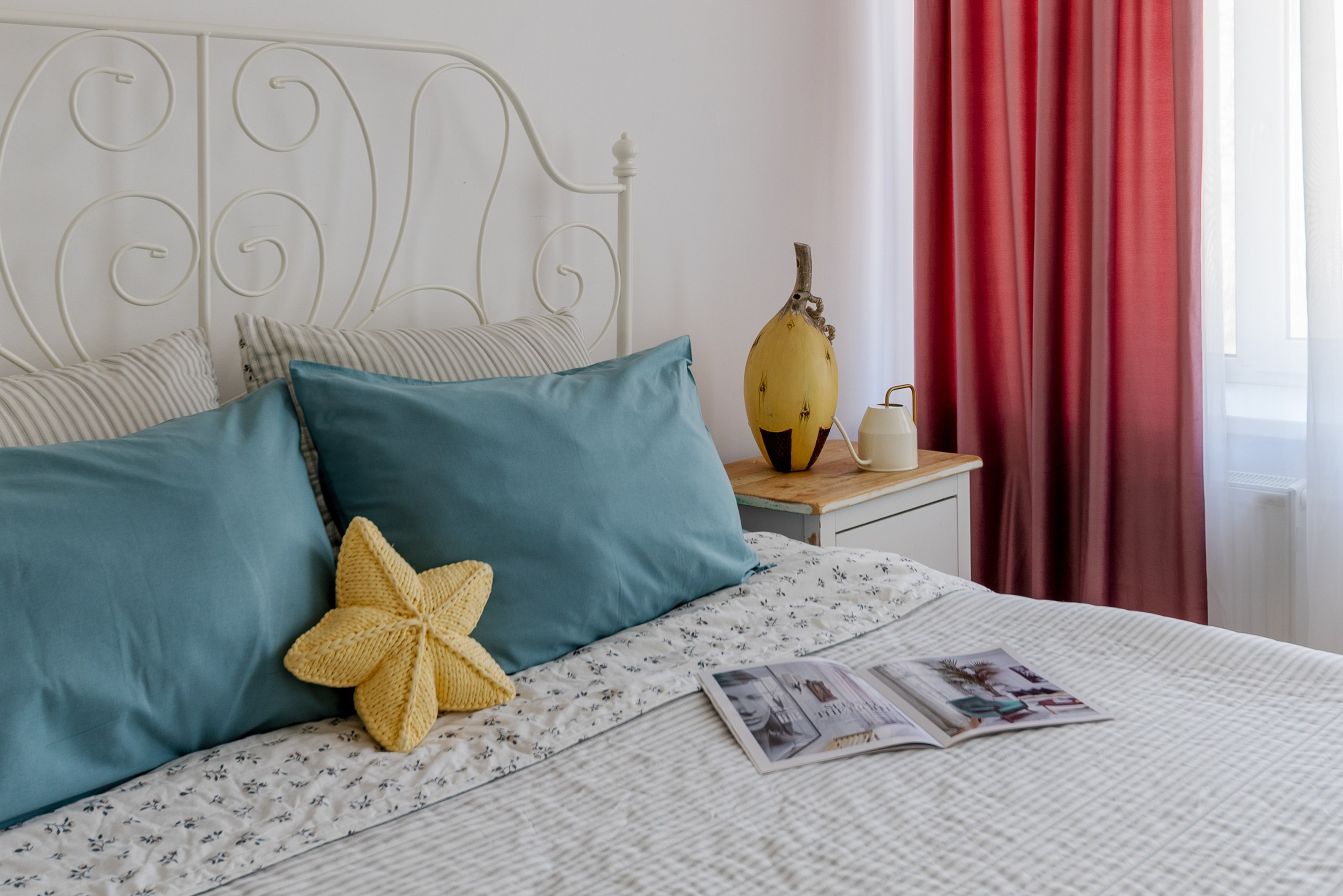 Хоумстейджинг в РФ и СПб. Интерьерный декоратор Юлия Мечёва