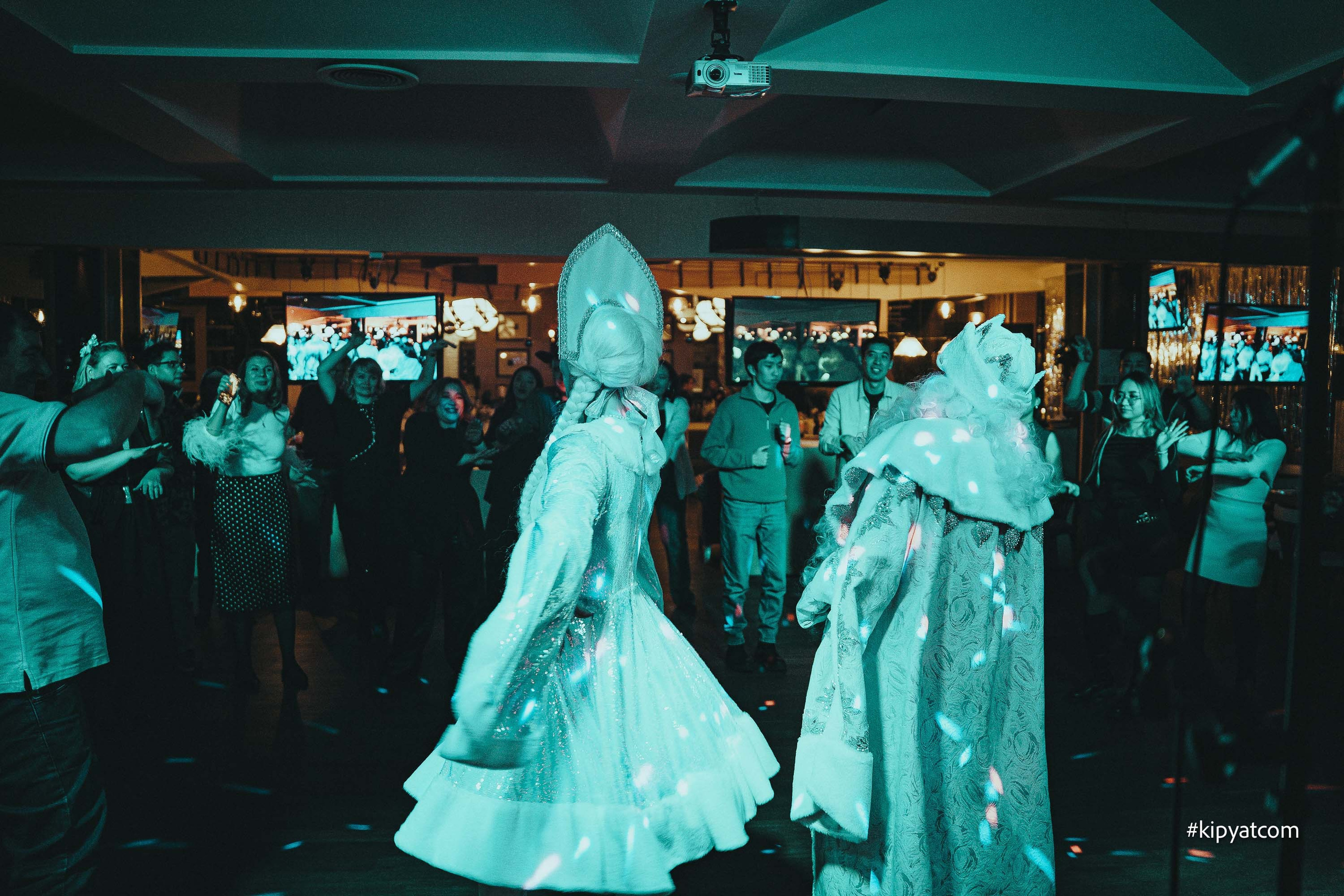 Hungry Rabbit. Астана Кипятком