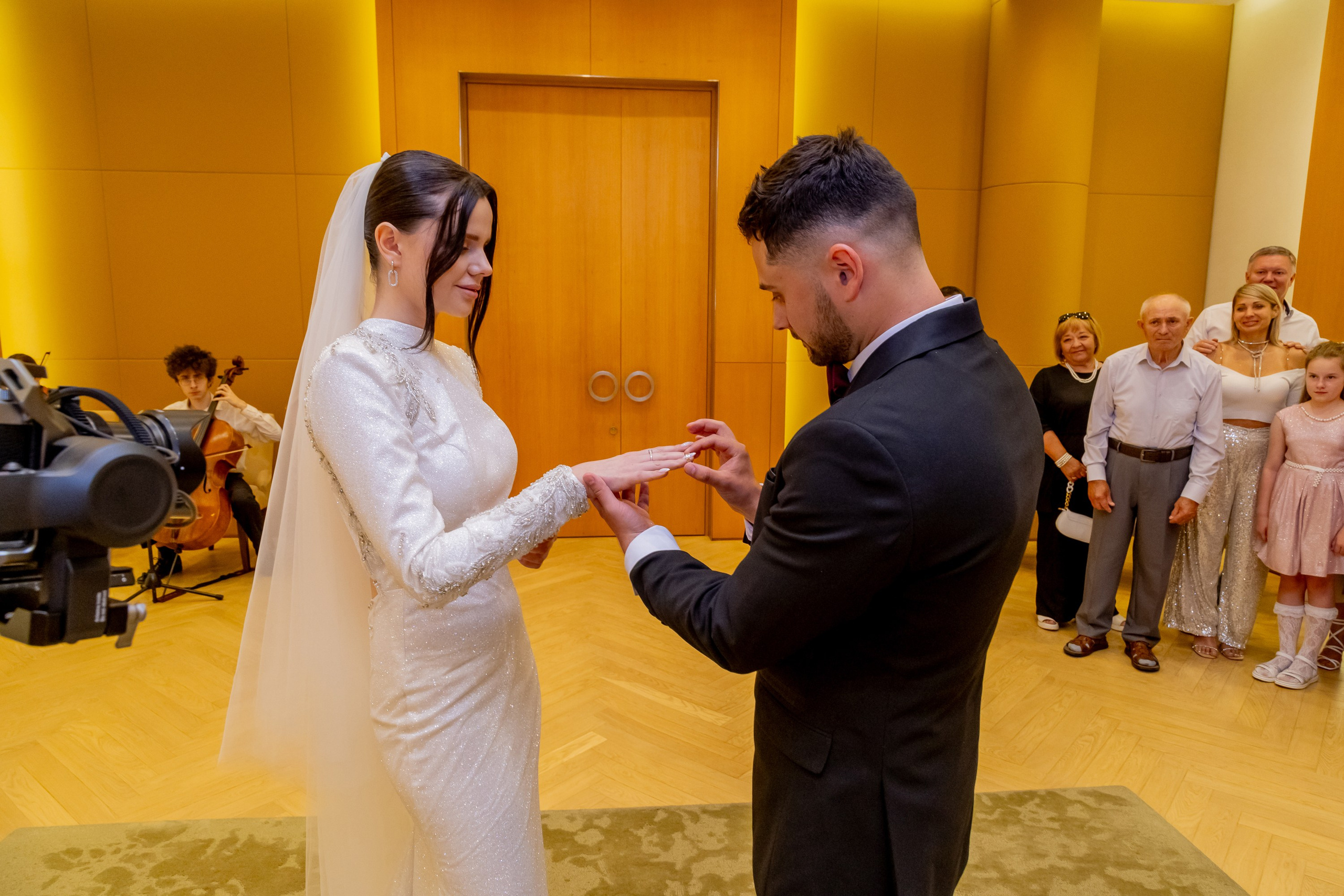 СВАДЕБНАЯ ФОТОГРАФИЯ. Творческие фотосессии в Москве