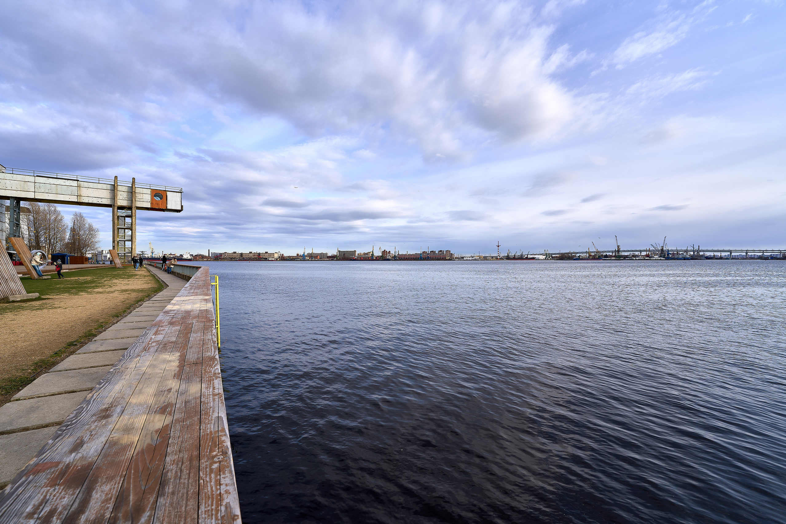 Севкабель Порт в Санкт-Петербурге
