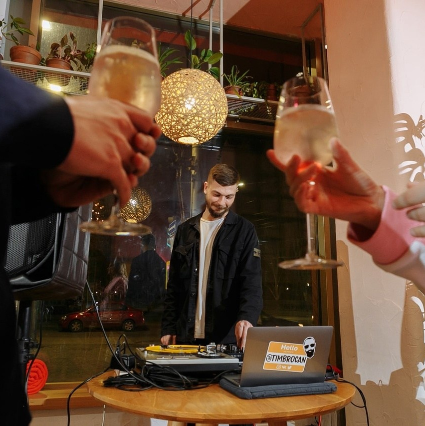 Услуги и цены. Событийный фотограф Максим Бескоровайновнов