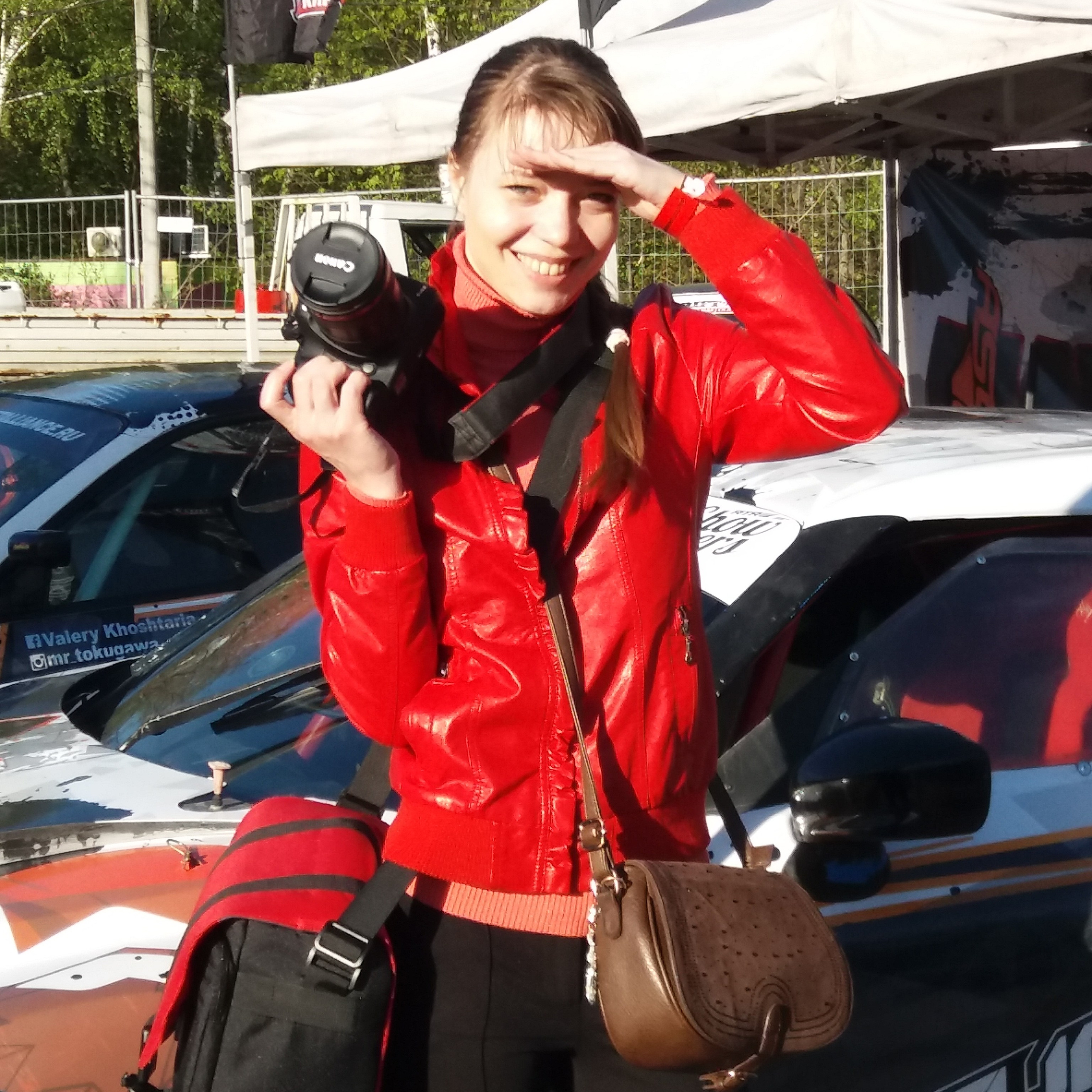 Контакты. Фотосессия в студии в Москве от профессионального фотографа услуги по доступным ценам