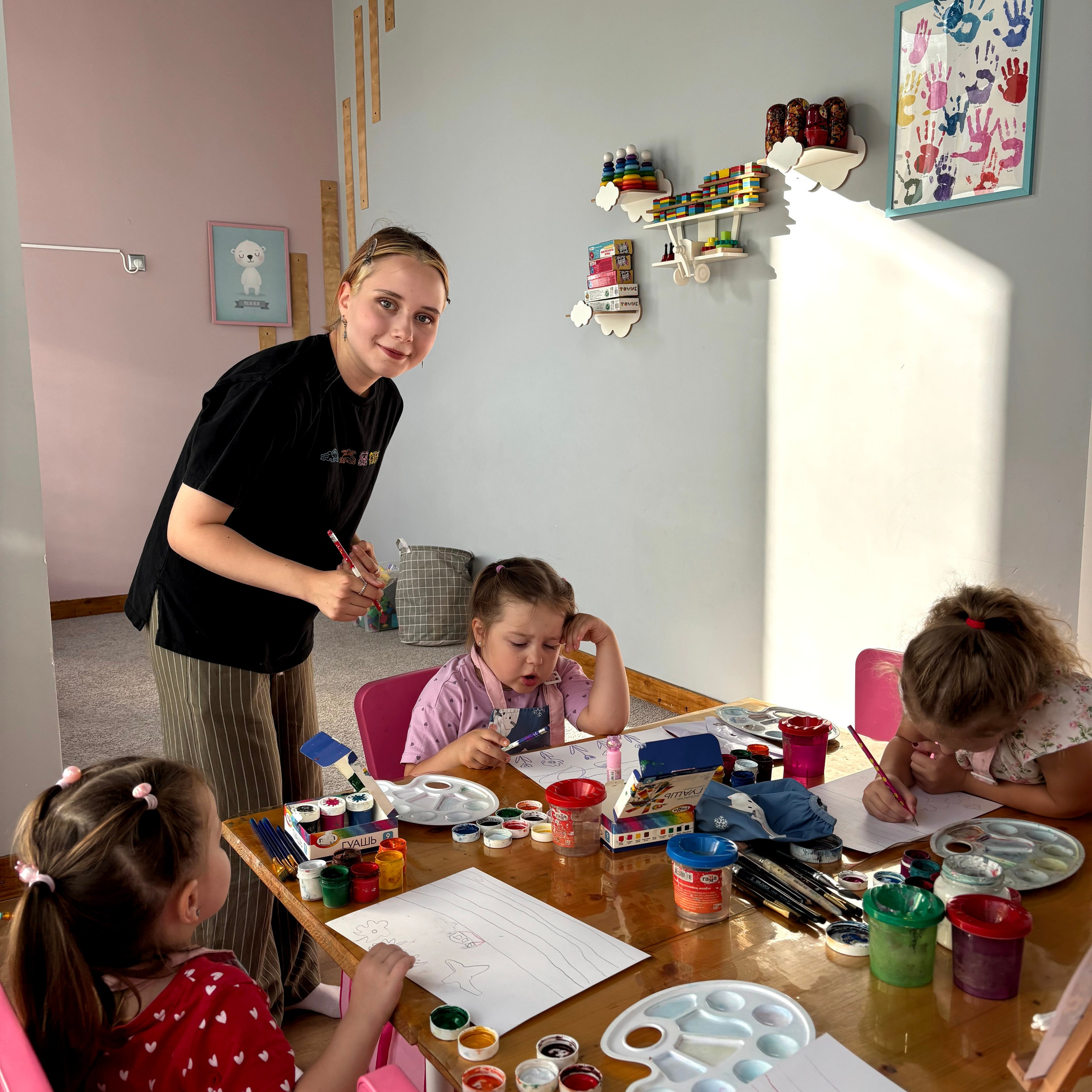 Подробнее, Ева