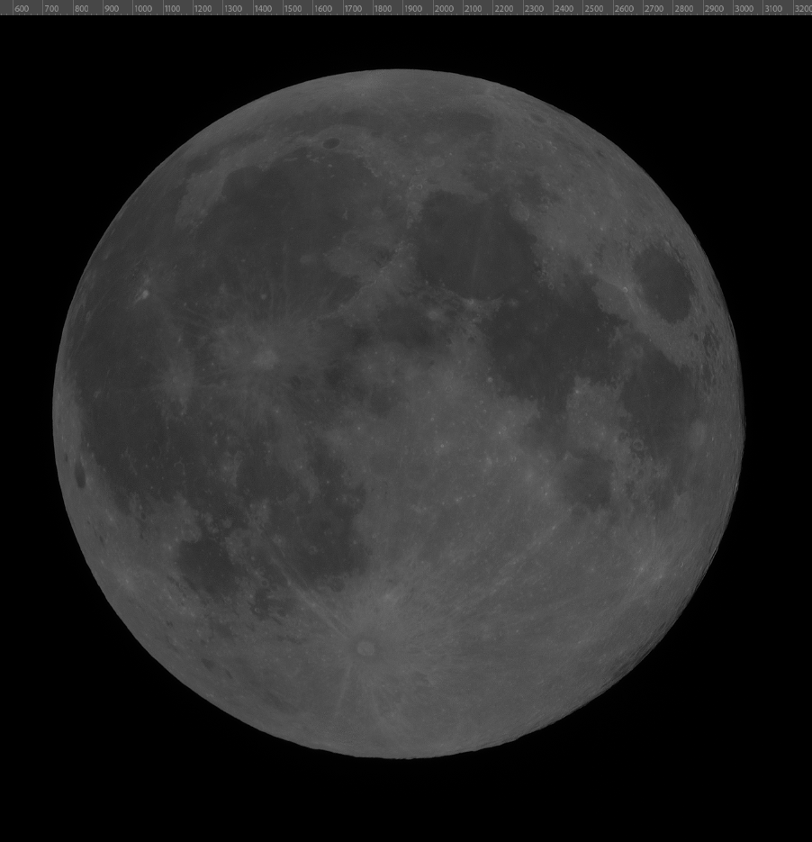 Moon Photography and HDR image Assembly. Photographer Vladimir Korovyakovsky