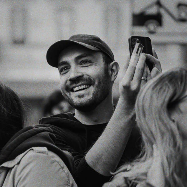 Контакты. Фотографии