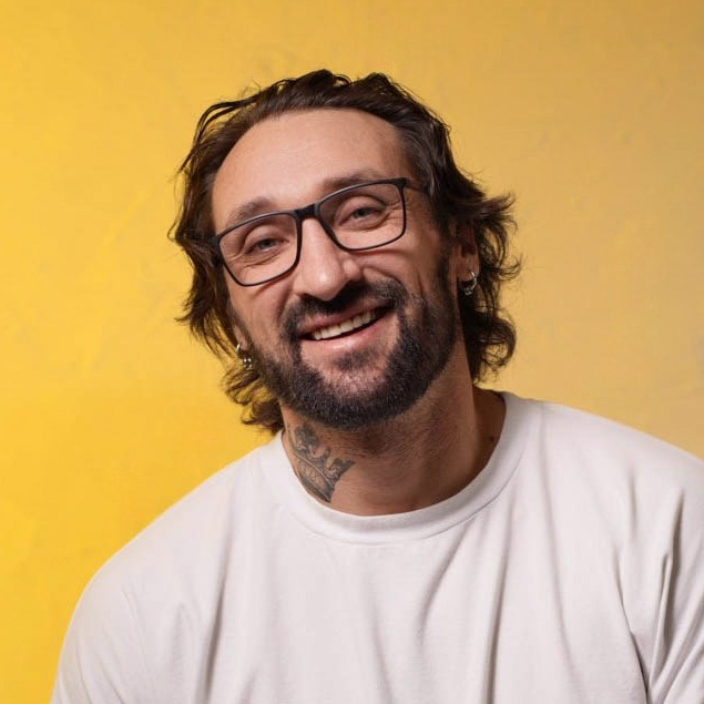 Контакты. Свадебный Fashion фотограф в Тюмени Илья Майер