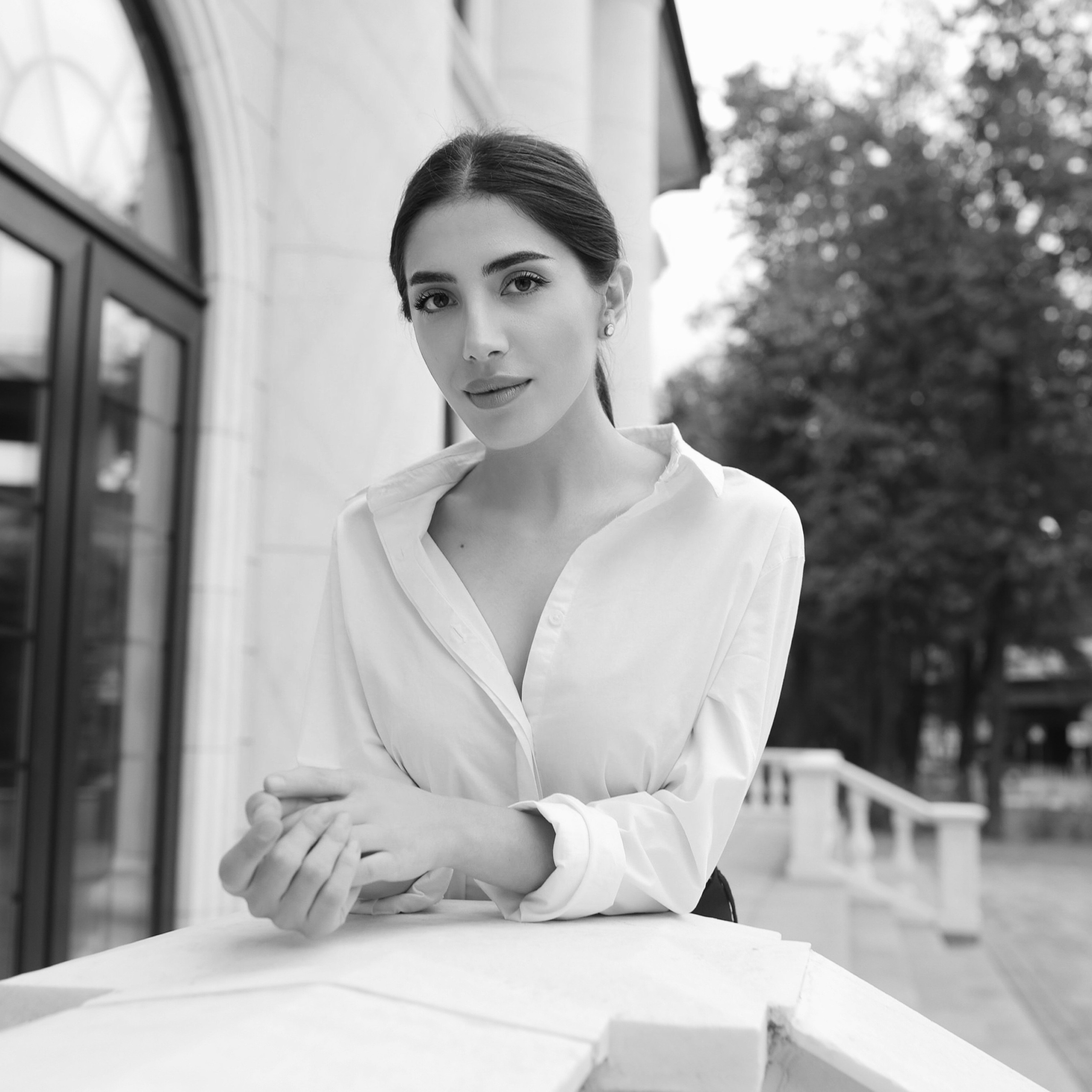 Контакты. Стилист-имиджмейкер из Москвы Афина Григорян