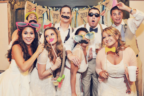 Свадебная фотозона. Студия праздничного декора