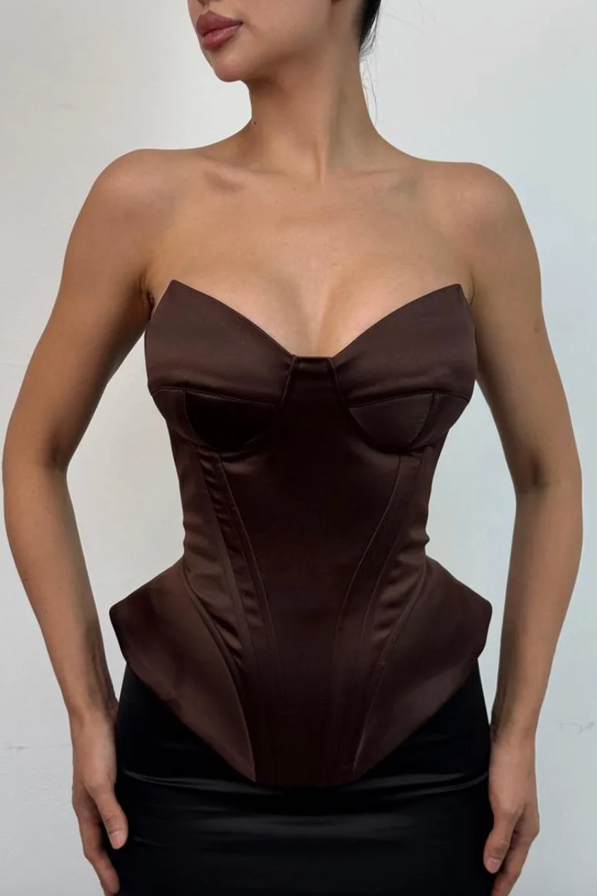 Аренда одежды. Лиза Бродская — фотограф в Москве