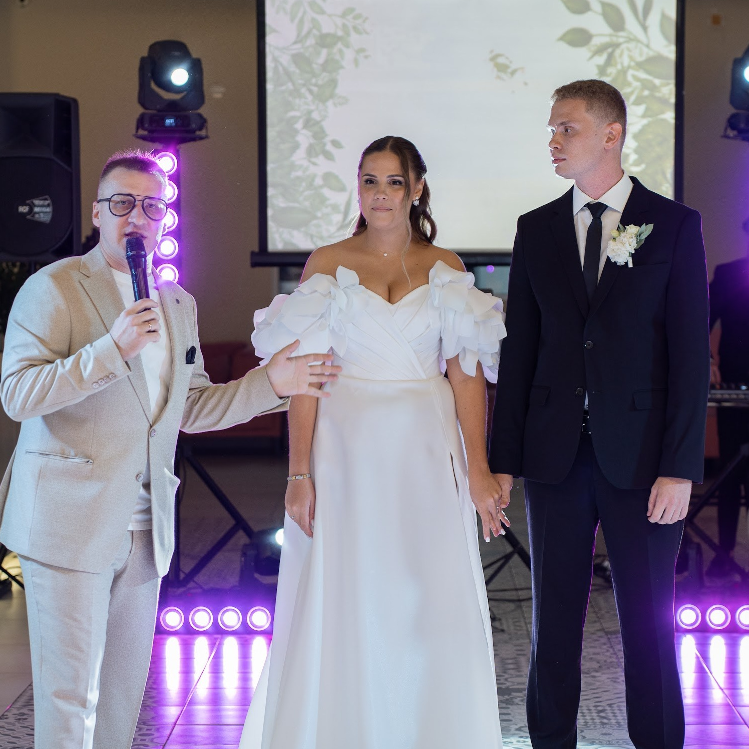 Отзывы. Артём Рыжков, ведущий свадеб в Краснодаре и Новороссийске: душевно, но с энергией