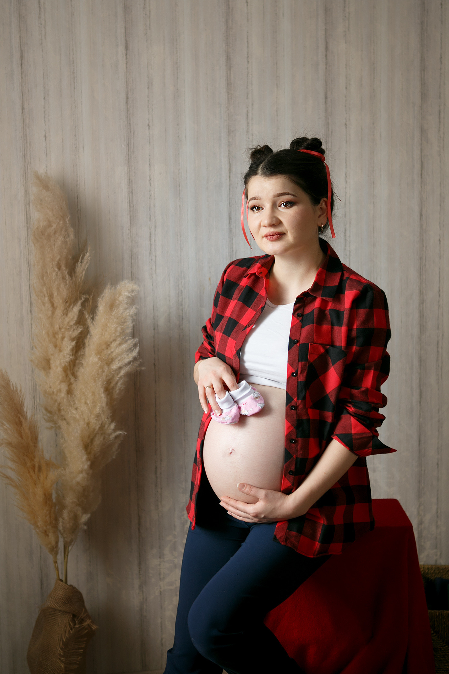 Фотограф беременных в Омске. В ожидании чуда. Фотограф Наталья Стаг в Омске. Фотографирую в разных стилях в разных студиях, а так же в школах и садах. Печатаю выпускные фотоальбомы