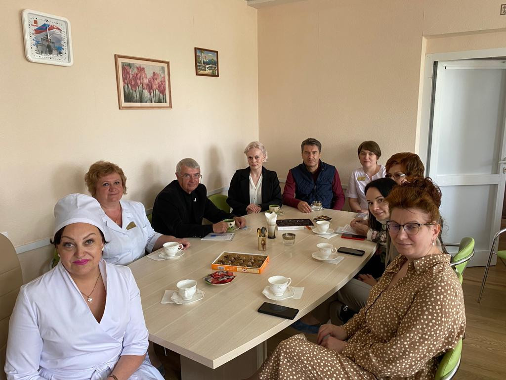 Посещение Областного Перинатального центра владимирскими общественниками. Фонд Мама