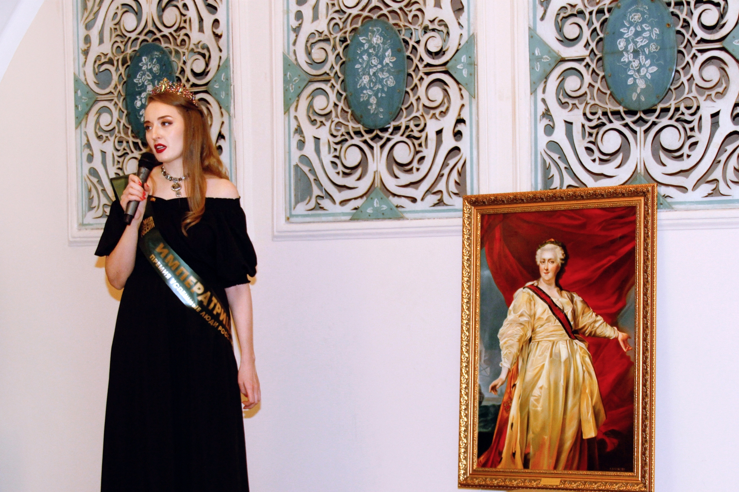 照片庫. 根據照片訂購繪畫和肖像。藝術家 Sofia Rechling