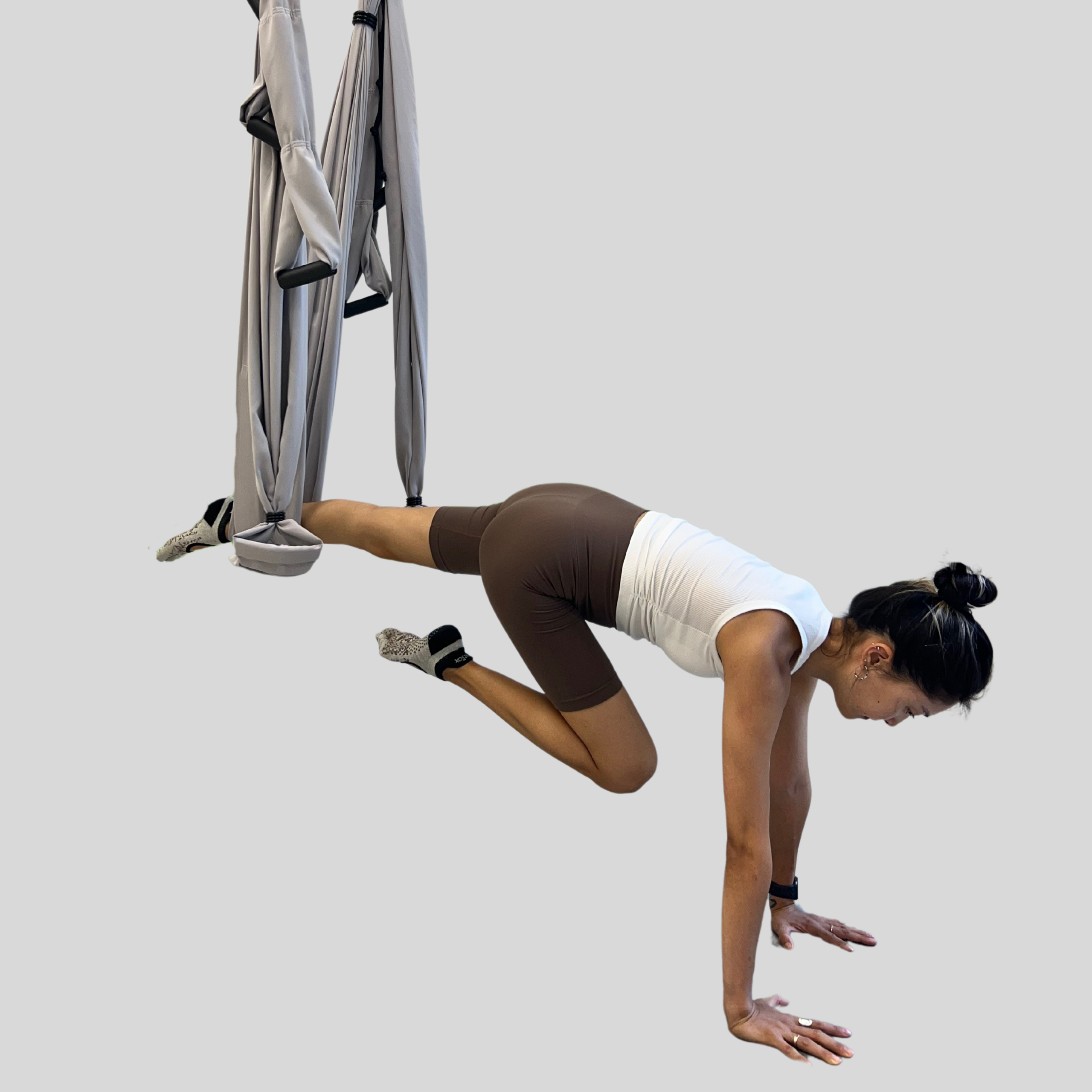 Флай йога, aerial yoga, аэро йога, связка в гамаке, позы в гамаке, aerial yoga exercise, fly yoga practice, fly yoga low, низкий гамак. Преподаю и провожу обучение по флай йоге