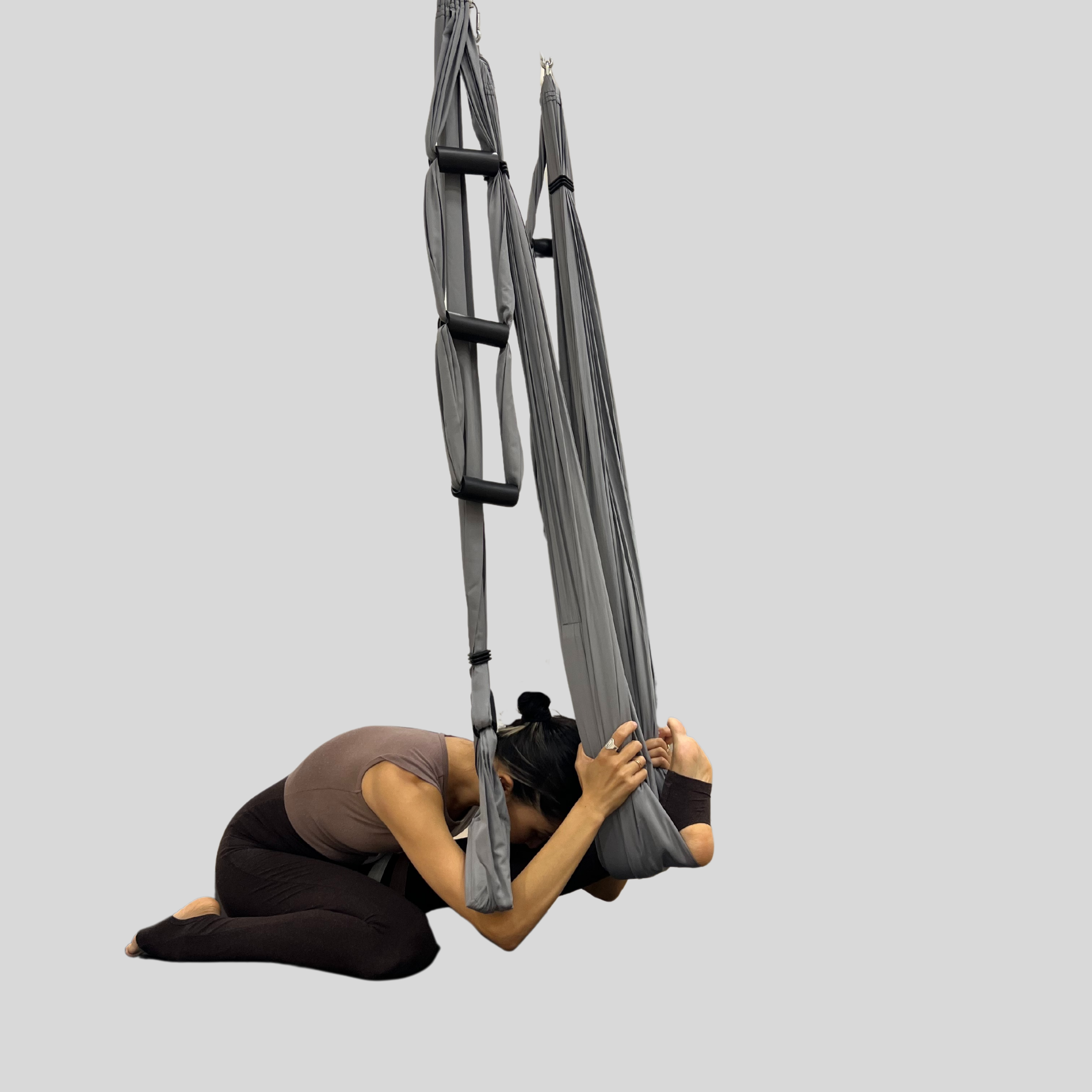 Флай йога, aerial yoga, аэро йога, связка в гамаке, позы в гамаке, aerial yoga exercise, fly yoga practice, fly yoga low, низкий гамак. Преподаю и провожу обучение по флай йоге