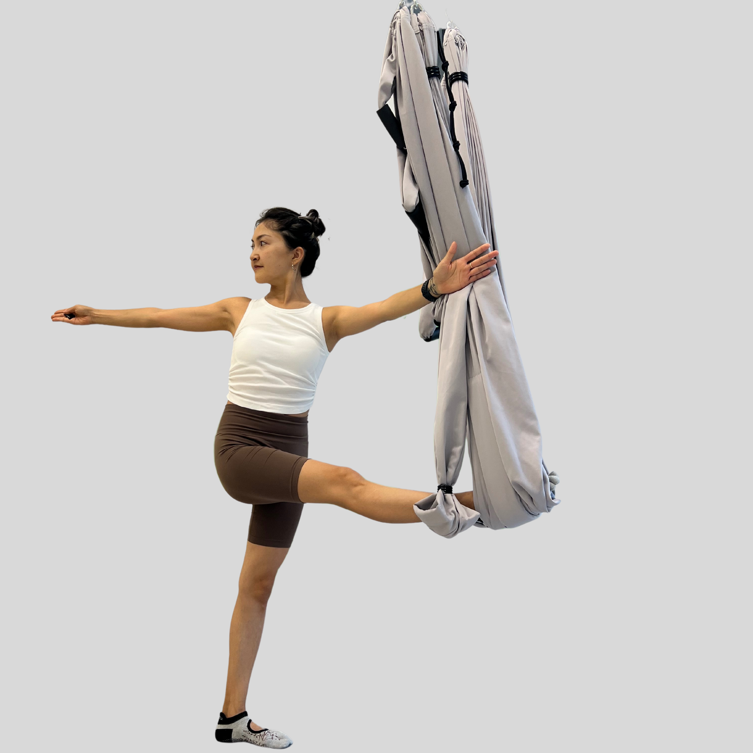 Флай йога, aerial yoga, аэро йога, связка в гамаке, позы в гамаке, aerial yoga exercise, fly yoga practice, fly yoga low, низкий гамак. Преподаю и провожу обучение по флай йоге