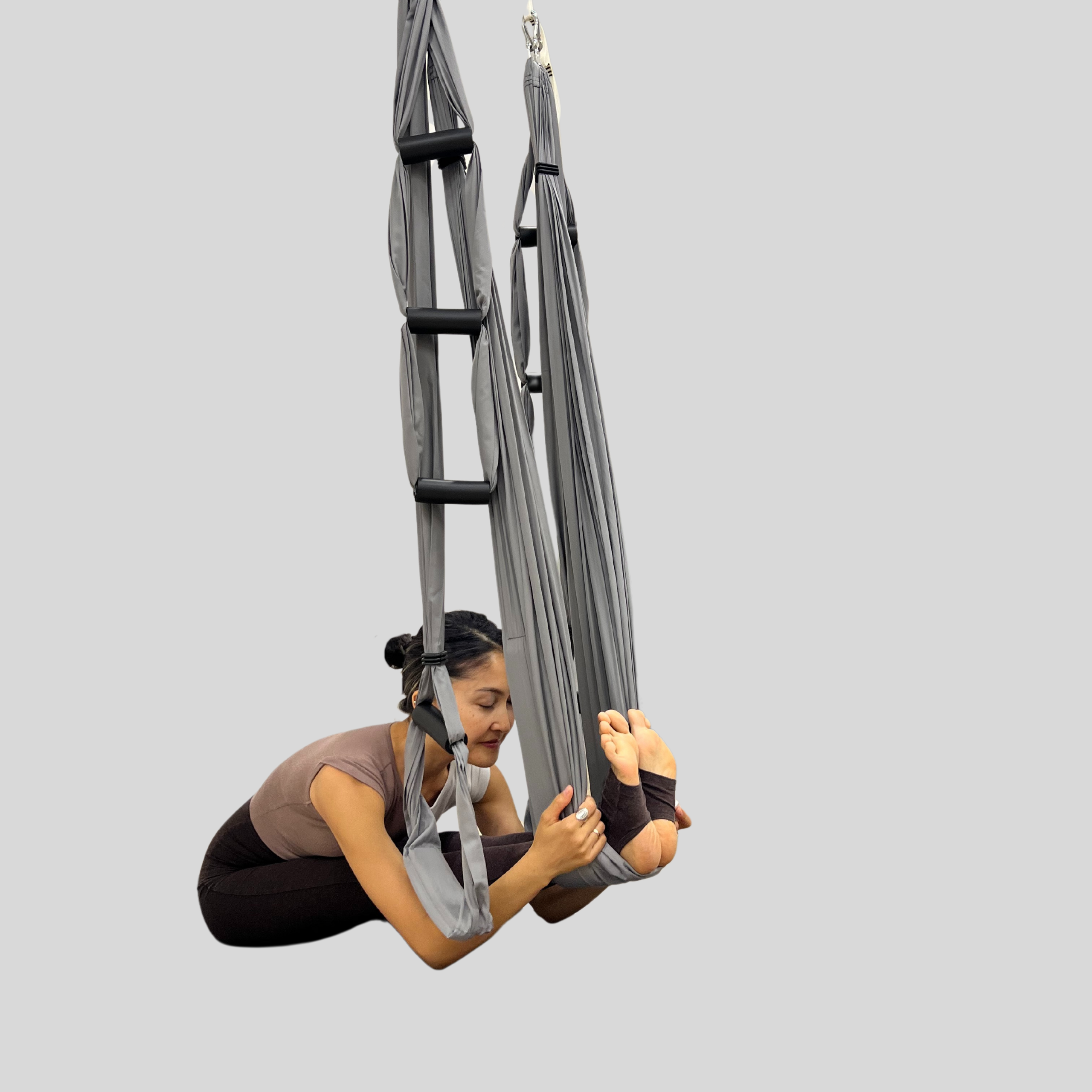 Флай йога, aerial yoga, аэро йога, связка в гамаке, позы в гамаке, aerial yoga exercise, fly yoga practice, fly yoga low, низкий гамак. Преподаю и провожу обучение по флай йоге