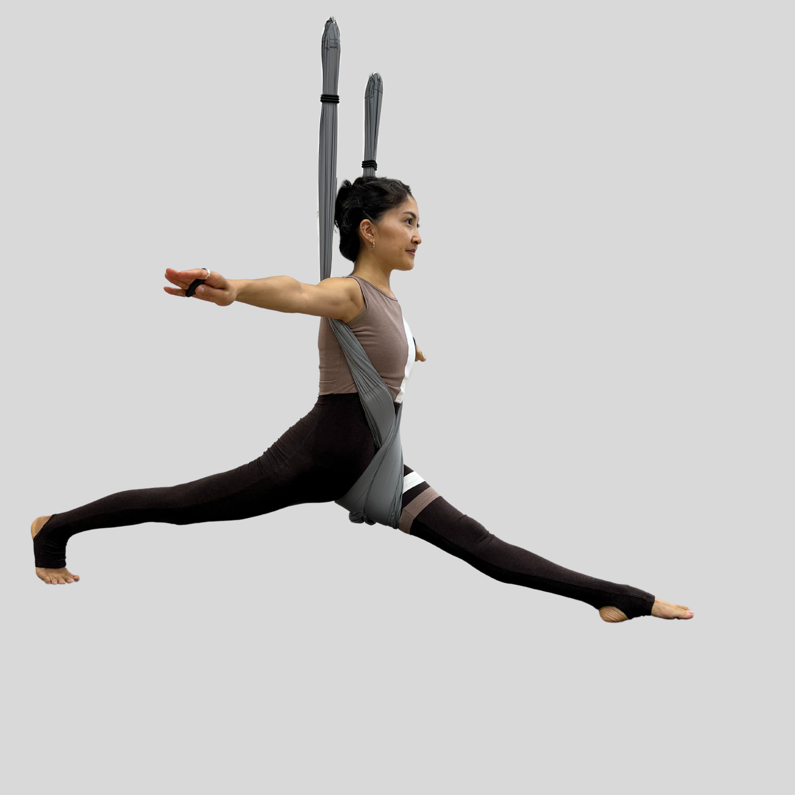 Флай йога, aerial yoga, аэро йога, связка в гамаке, позы в гамаке, aerial yoga exercise, fly yoga practice, fly yoga low, низкий гамак. Преподаю и провожу обучение по флай йоге