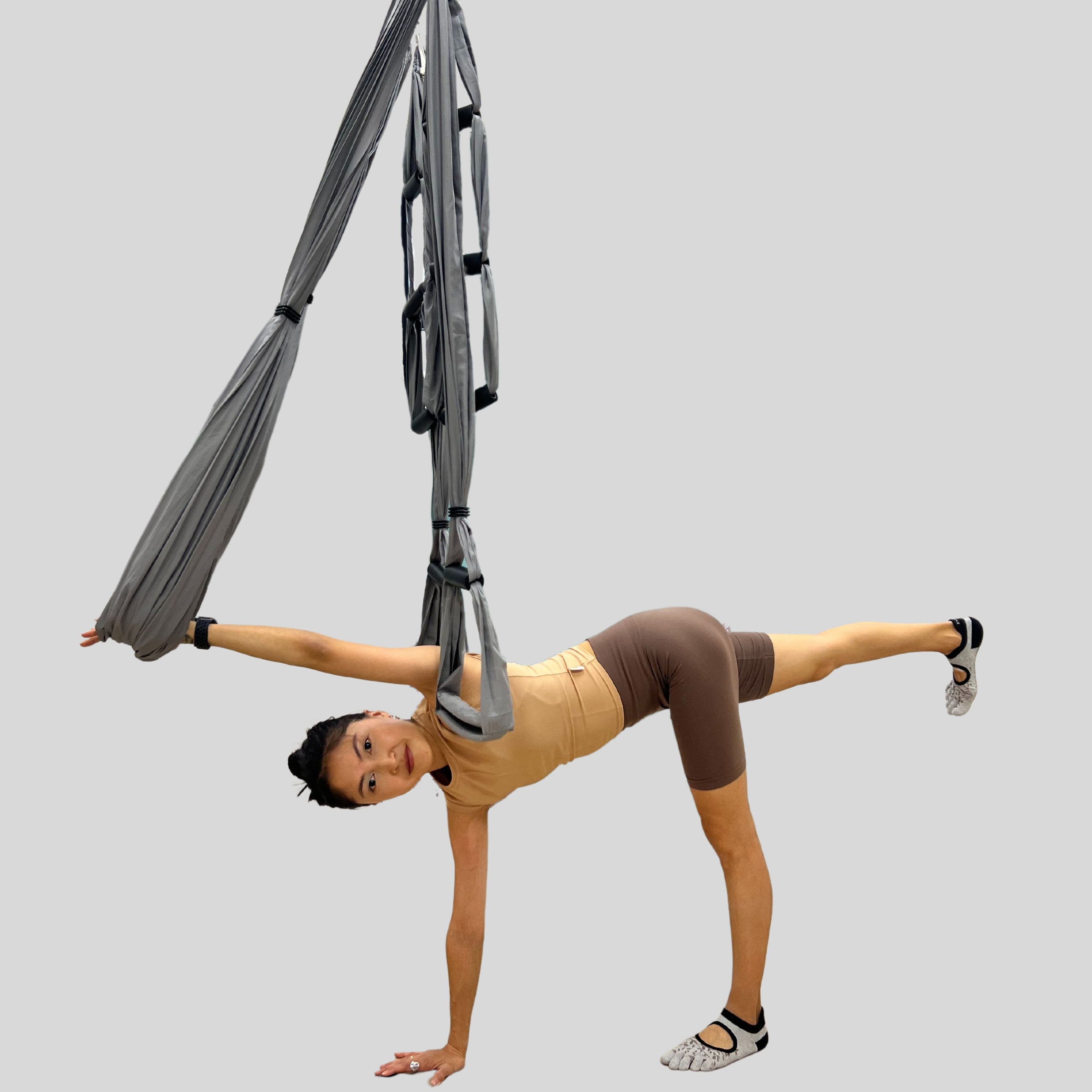 Флай йога, aerial yoga, аэро йога, связка в гамаке, позы в гамаке, aerial yoga exercise, fly yoga practice, fly yoga low, низкий гамак. Преподаю и провожу обучение по флай йоге