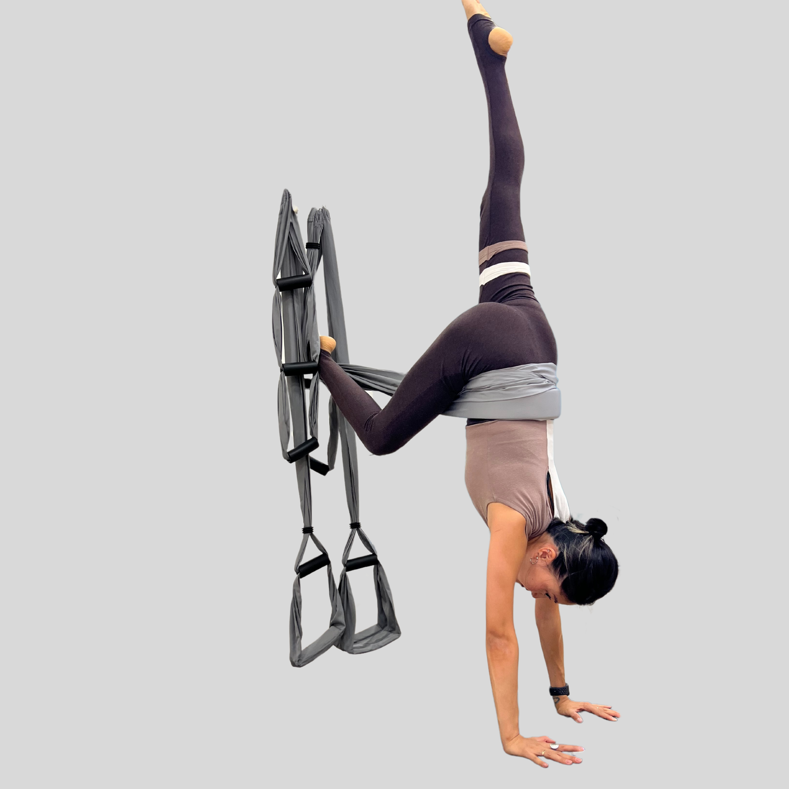 Флай йога, aerial yoga, аэро йога, связка в гамаке, позы в гамаке, aerial yoga exercise, fly yoga practice, fly yoga low, низкий гамак. Преподаю и провожу обучение по флай йоге